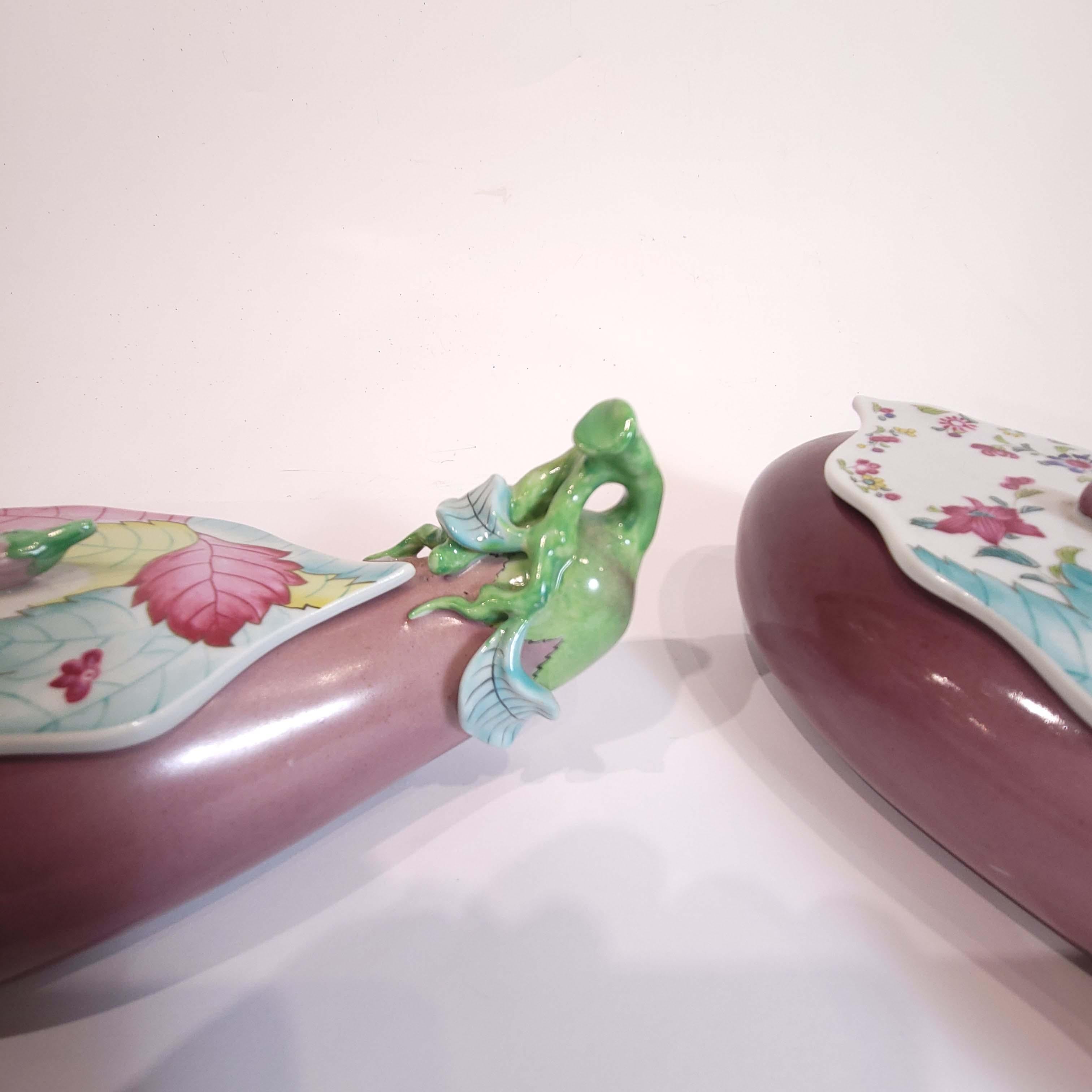 20th Century Pair of Mottahedeh Nelson Rockefeller Collection Tobacco Leaf Covered Eggplants