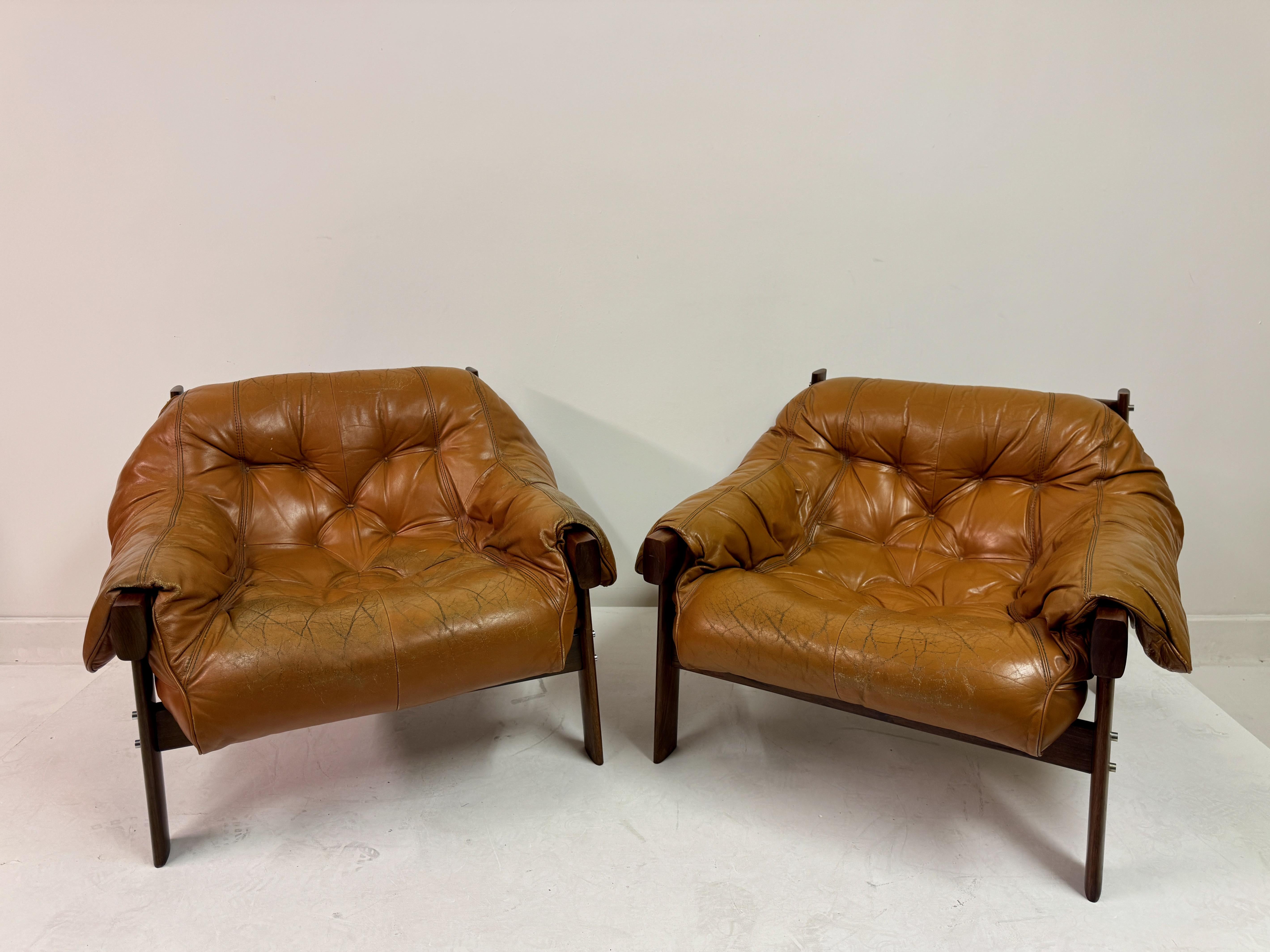 Paar MP-41 Lounge-Stühle von Percival Lafer, Brasilien, 1970er Jahre (Leder) im Angebot