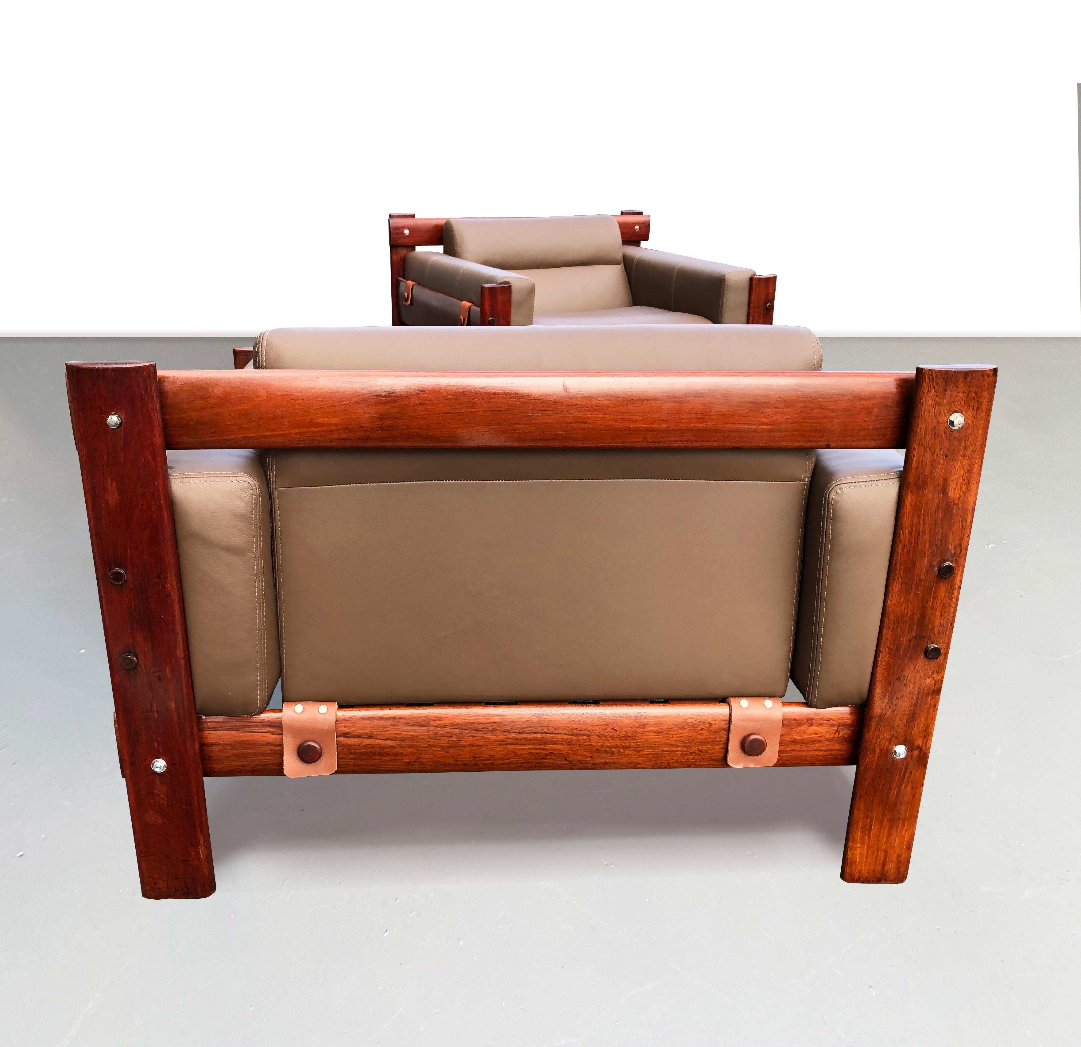 Paire de fauteuils MP-51 de Percival Lafer, brésilien du milieu du siècle dernier Bon état - En vente à Whitstable, GB