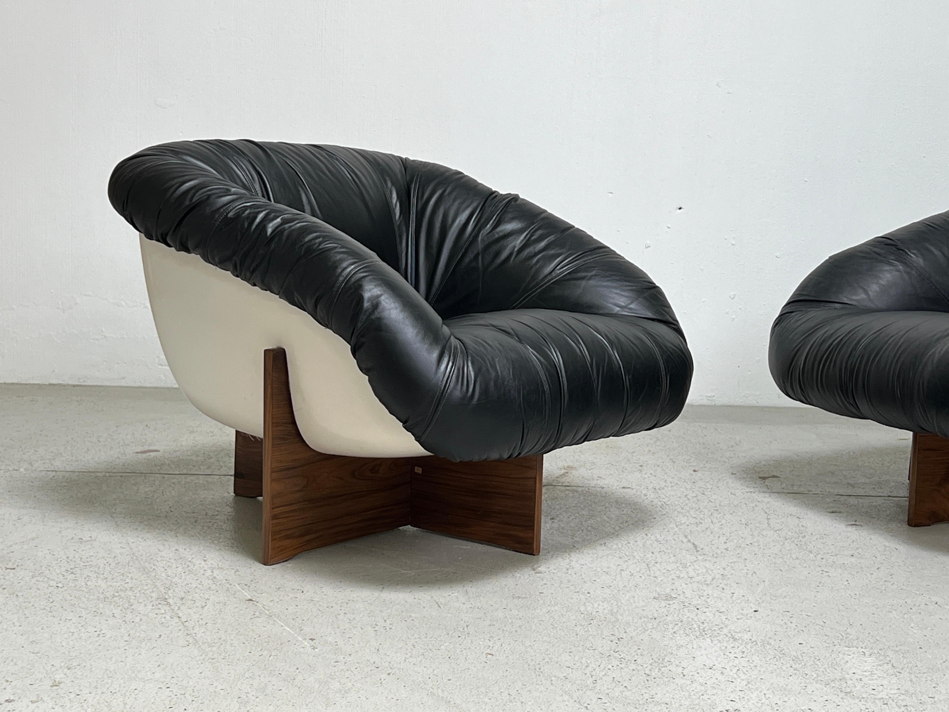 Pair of MP-61 Leather Lounge Chairs by Percival Lafer, 1973 2