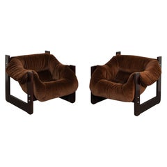 Pareja de sillones "MP-97" de Percival Lafer