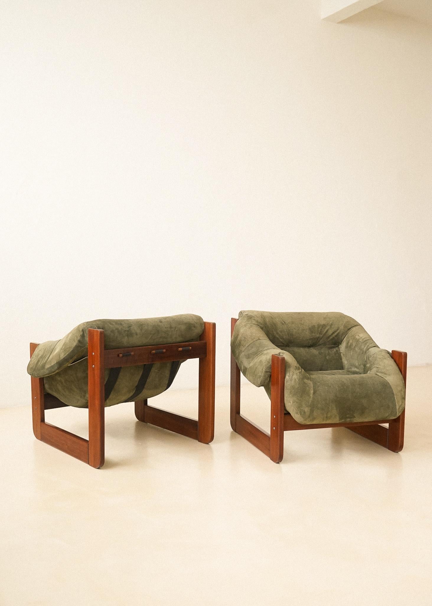 Pair of MP-97 Midcentury Lounge Chairs by Percival Lafer, 1970s In Good Condition In New York, NY