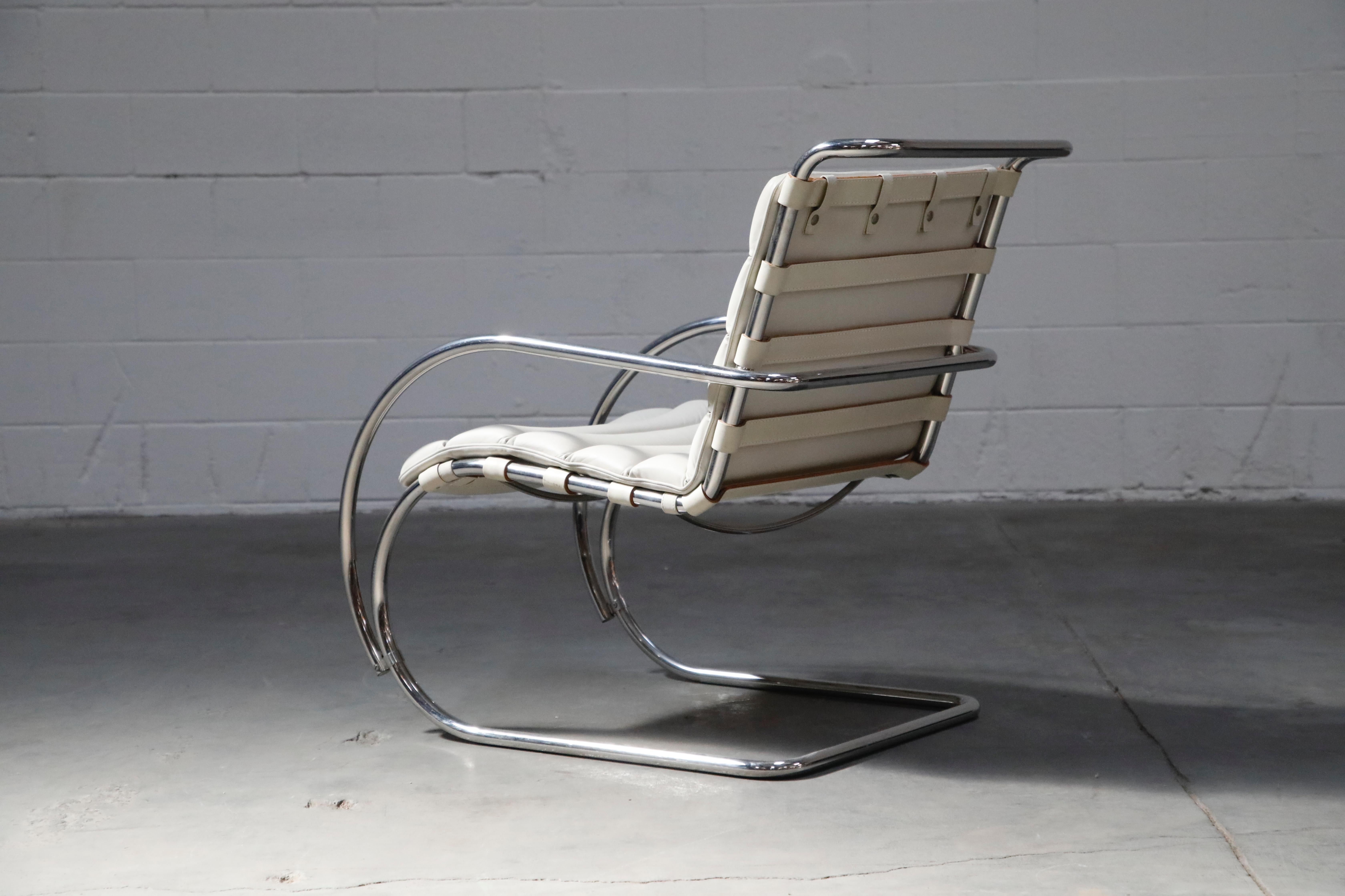 Pair of MR Lounge Armchairs by Mies van der Rohe for Knoll Studio, Signed In Excellent Condition In Los Angeles, CA