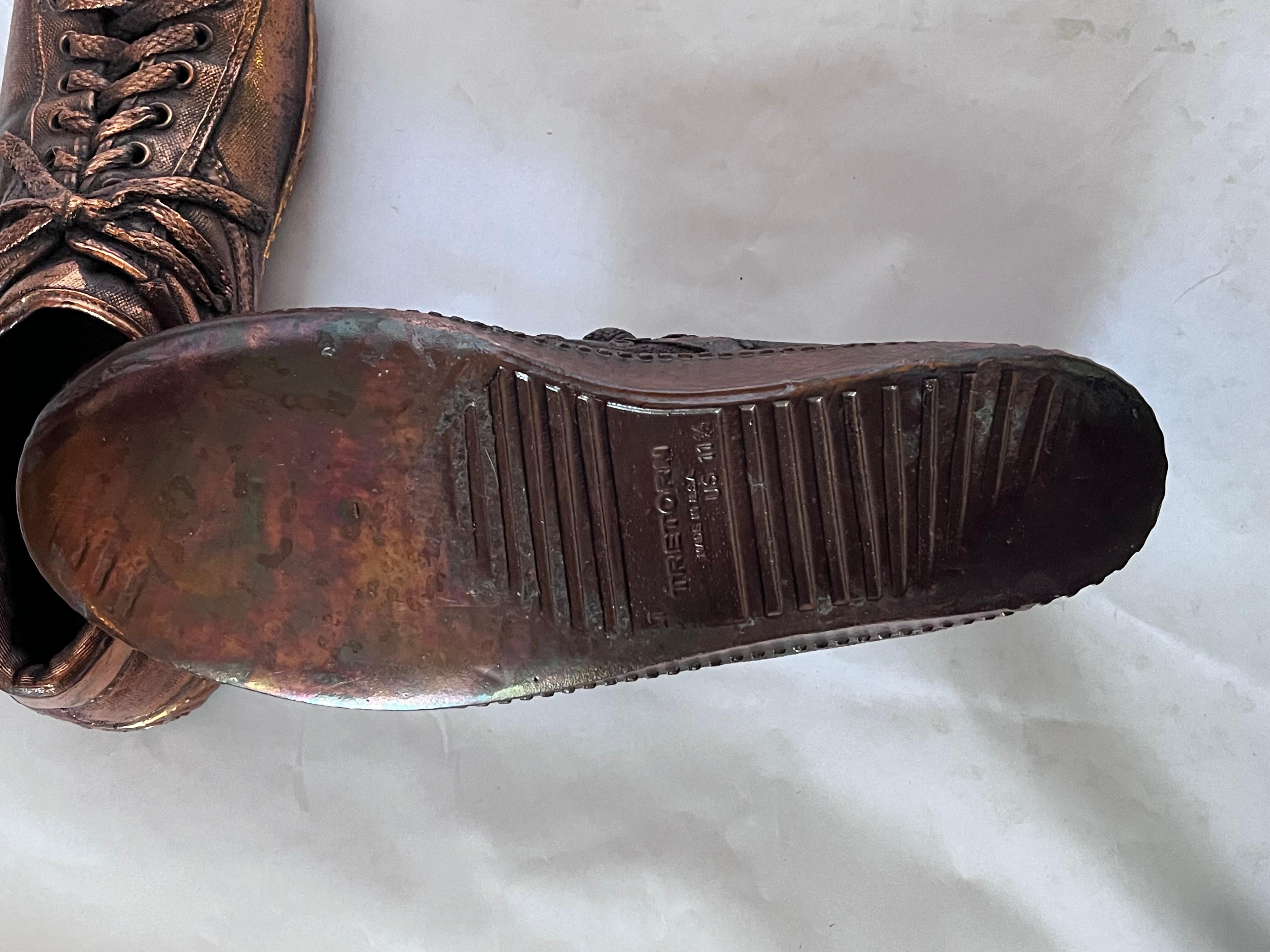 Coppia di scarpe da ginnastica Tretorn Bronzed 1970's Uomo 11.5 Cool Home Sculpture in vendita 1