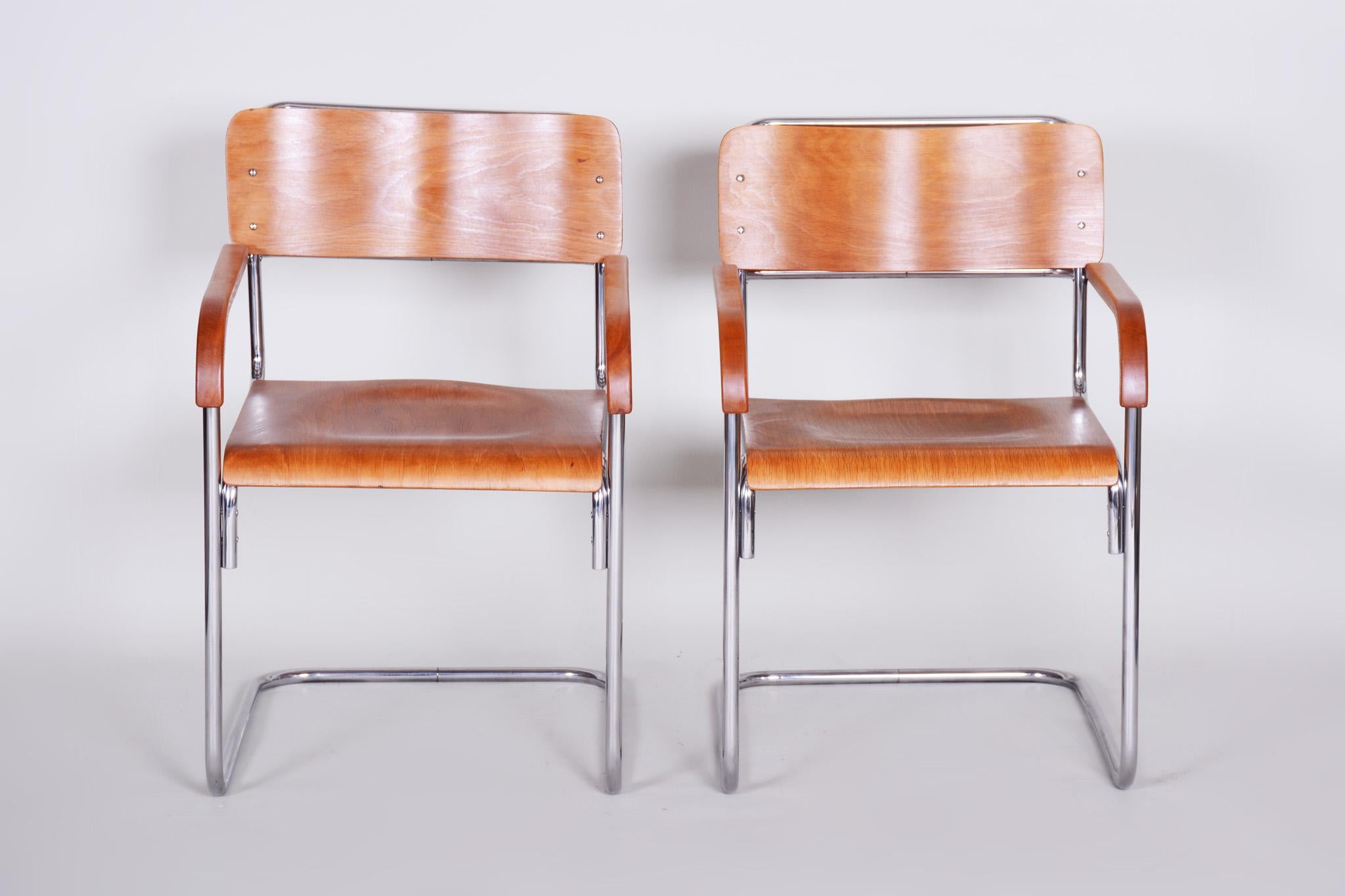 Paar Mucke Melder Bauhaus-Sessel, hergestellt in den 1930er Jahren in Tschechien, restauriert im Angebot 7