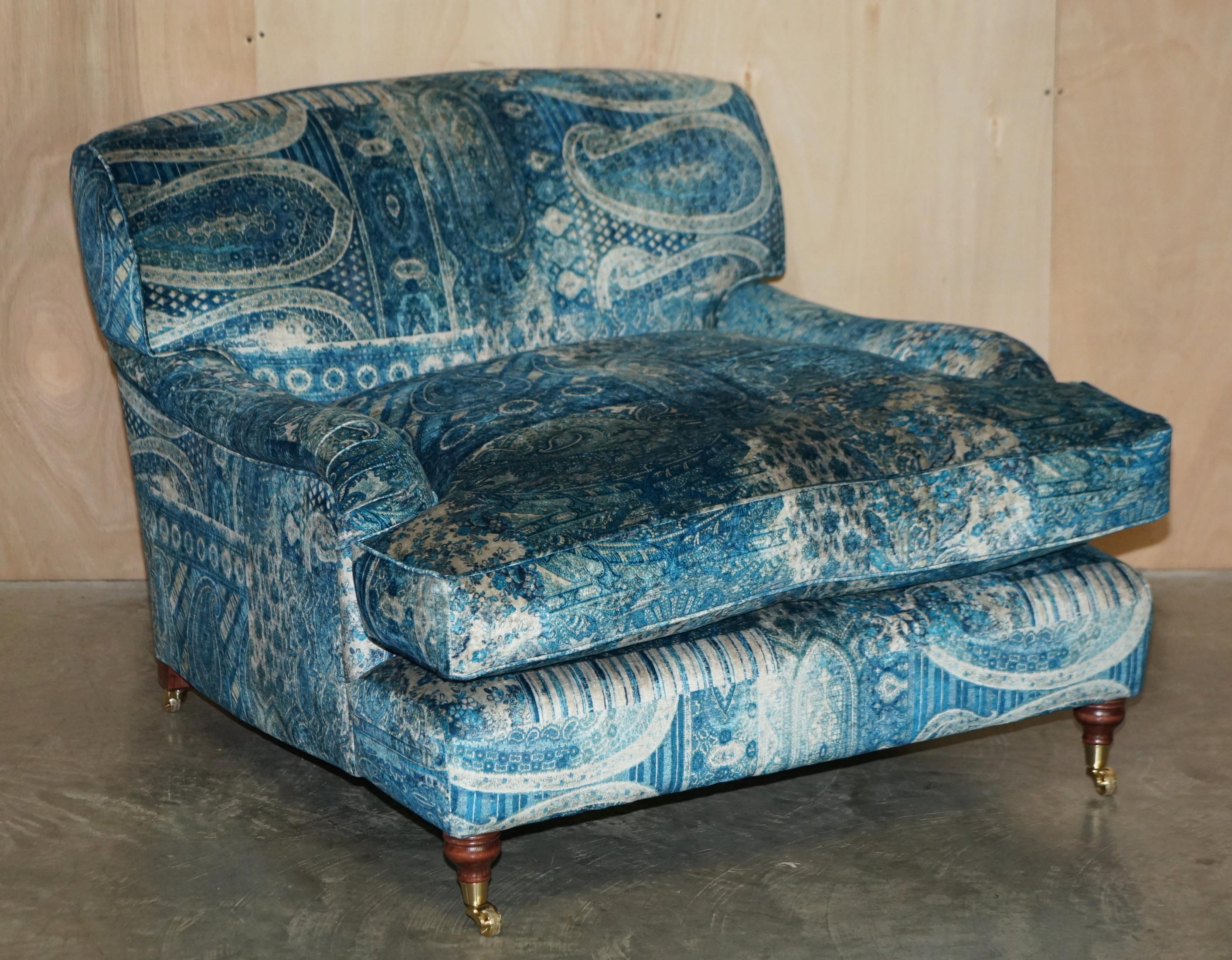 Pair of Mulberry Custom Made Howard Love Seat Armchairs Lemond Silk Velvet For Sale 7