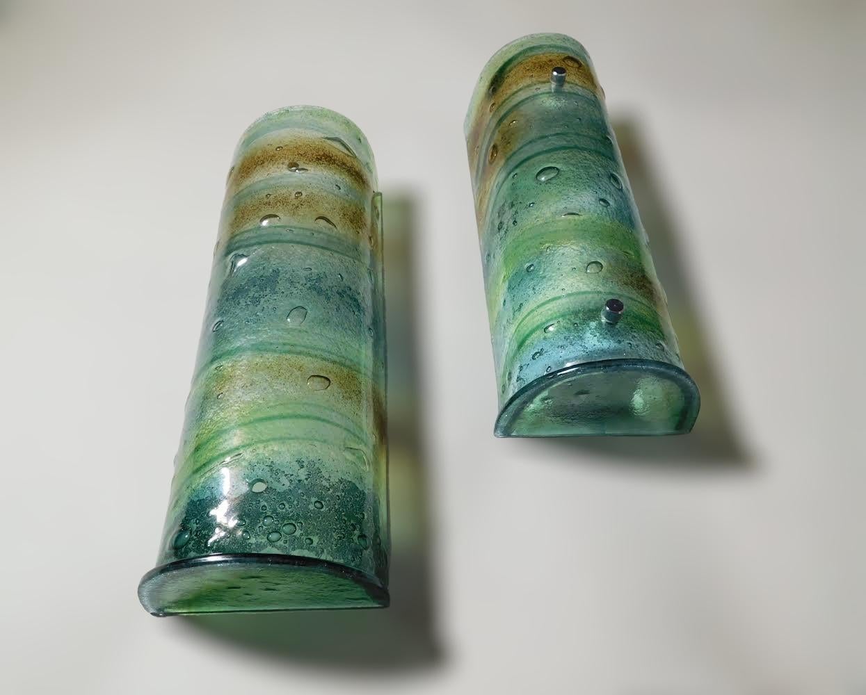 Coppia di lampade a canalina multicolore in vendita 5
