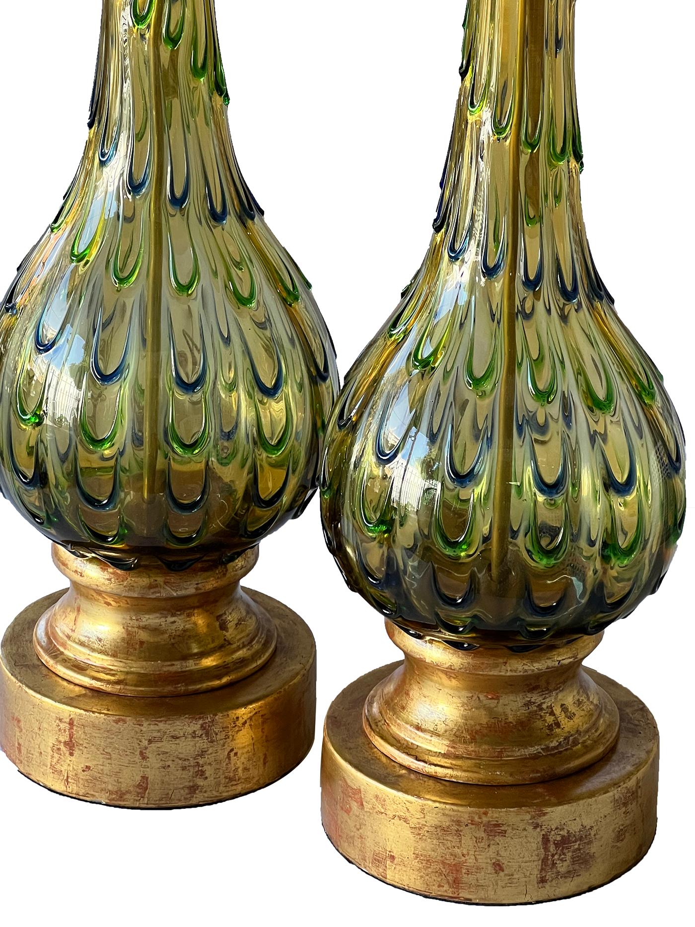 Pair of Murano 1960's Thumb-print Drip Pattern Art Glass Lamps In Good Condition For Sale In San Francisco, CA