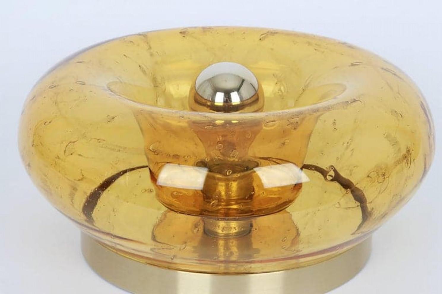 Pareja de empotrables o apliques de cristal ámbar de Murano, años 70 Otro en venta