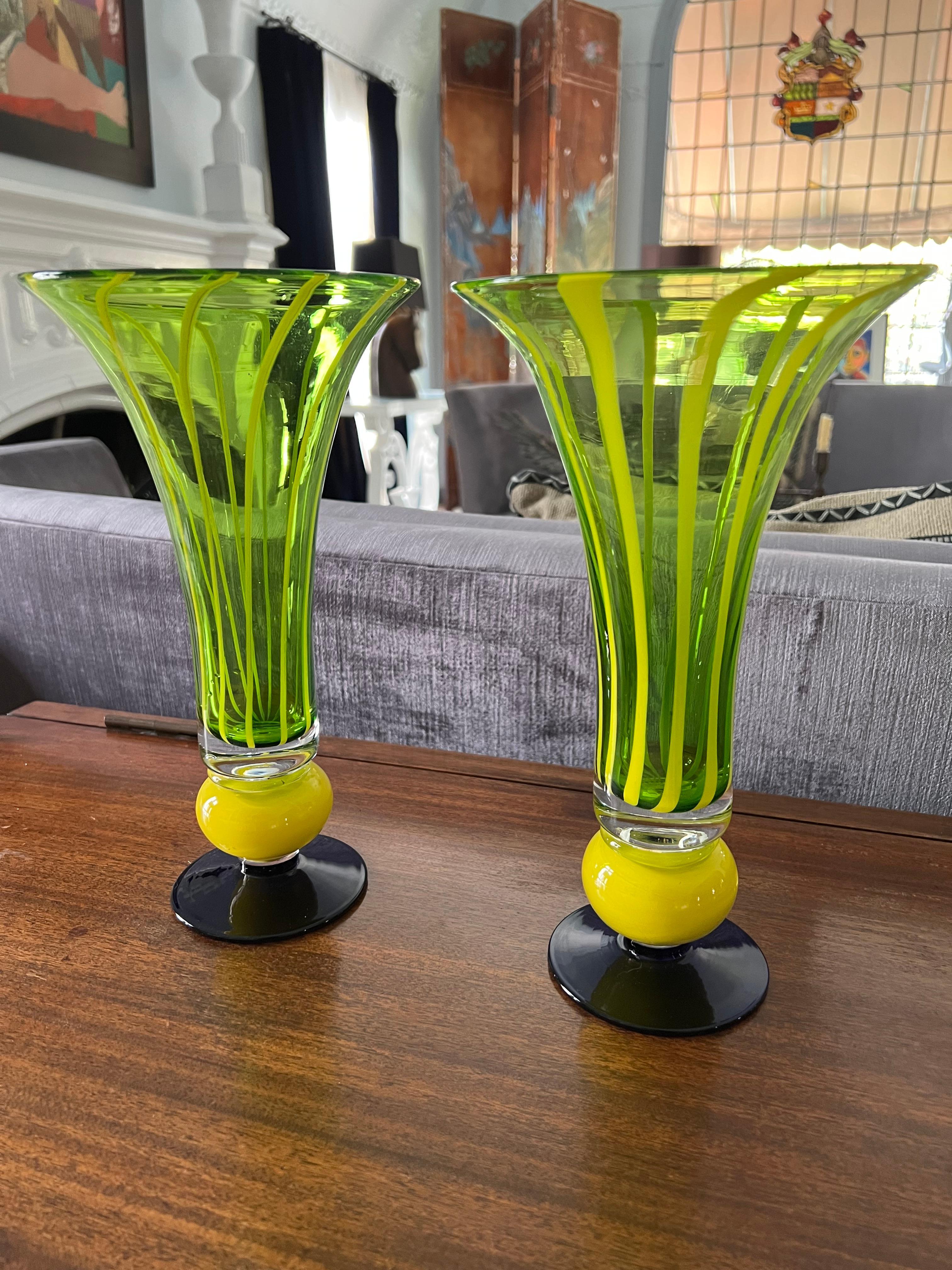 Paire de vases trompettes en verre d'art de Murano en vente 3