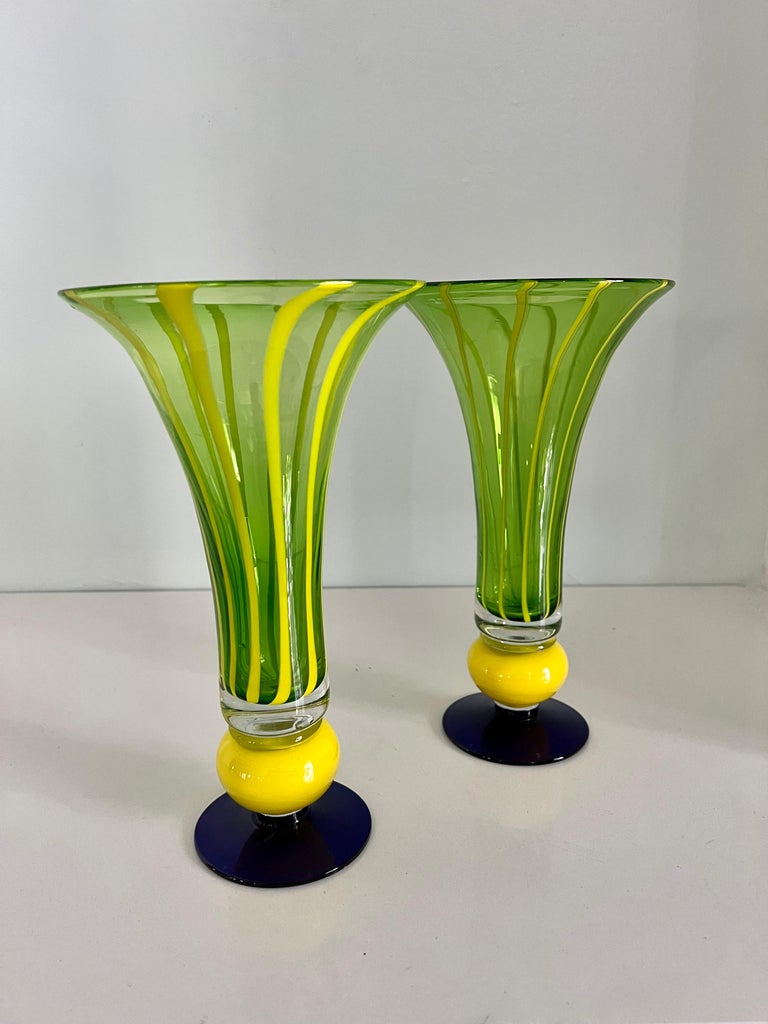 Mid-Century Modern Pair of Murano Art Glass Trumpet Vases For Sale