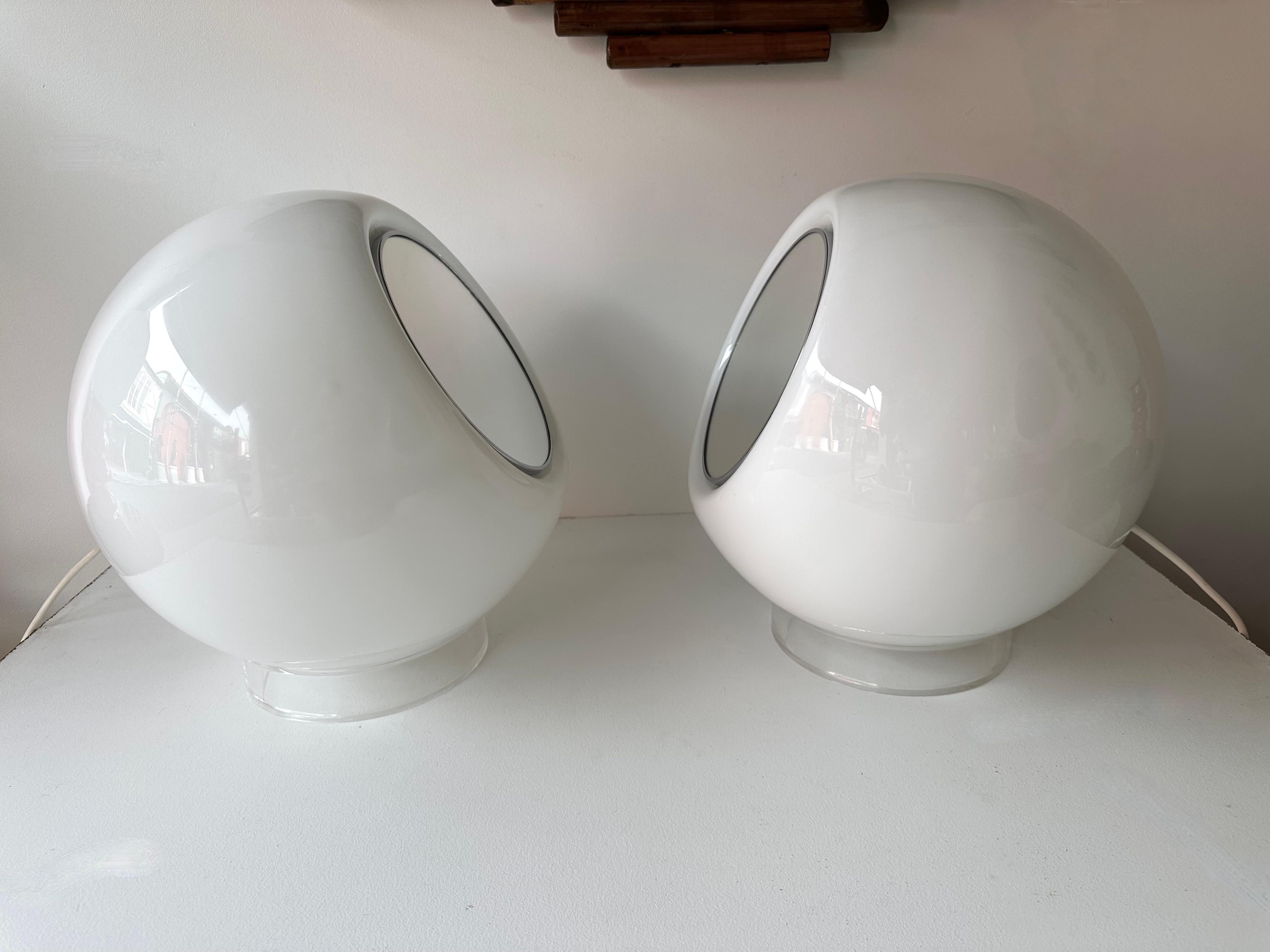 Pair of Murano Ball Glass Lamps Elios by Giusto Toso for Leucos, Italy, 1970s For Sale 1