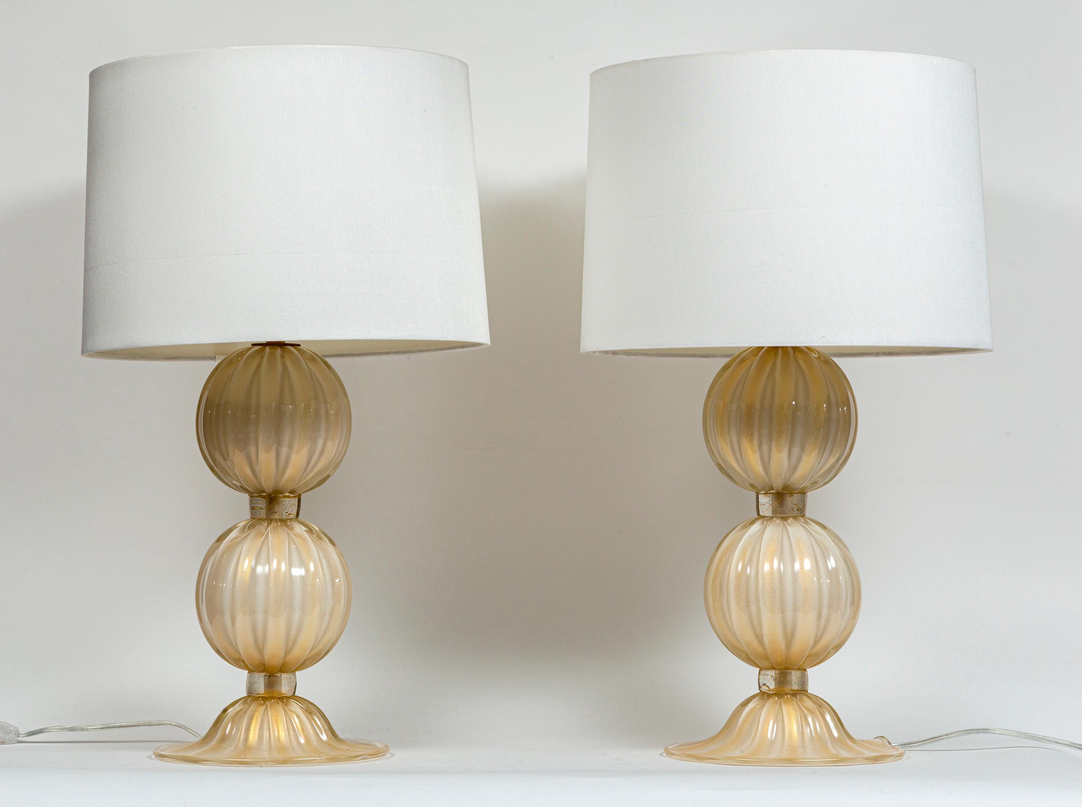Pair of Murano Blown White Gold Reeded ‘Balonton’ Lamps For Sale 5