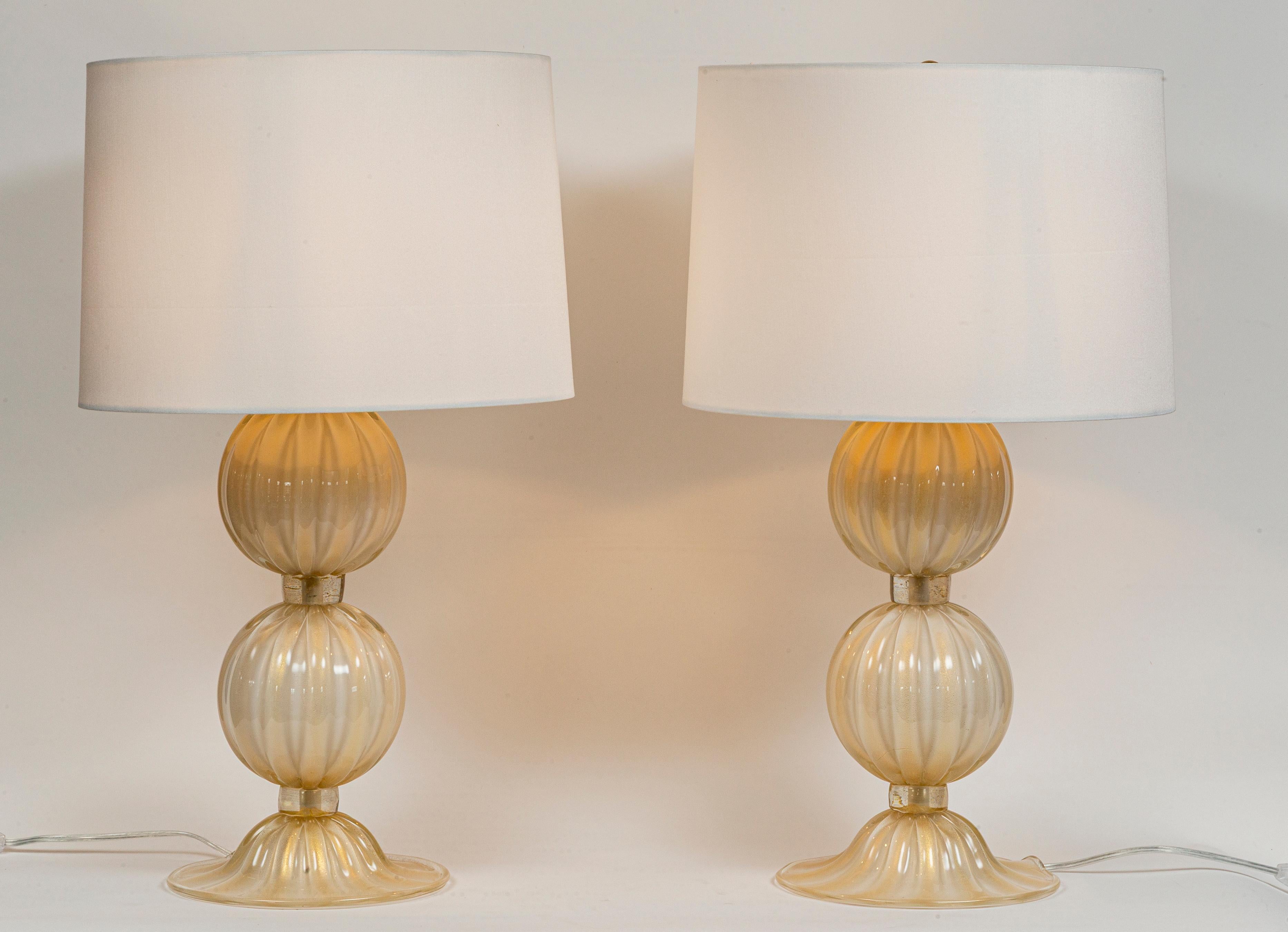 Murano Glass Pair of Murano Blown White Gold Reeded ‘Balonton’ Lamps For Sale