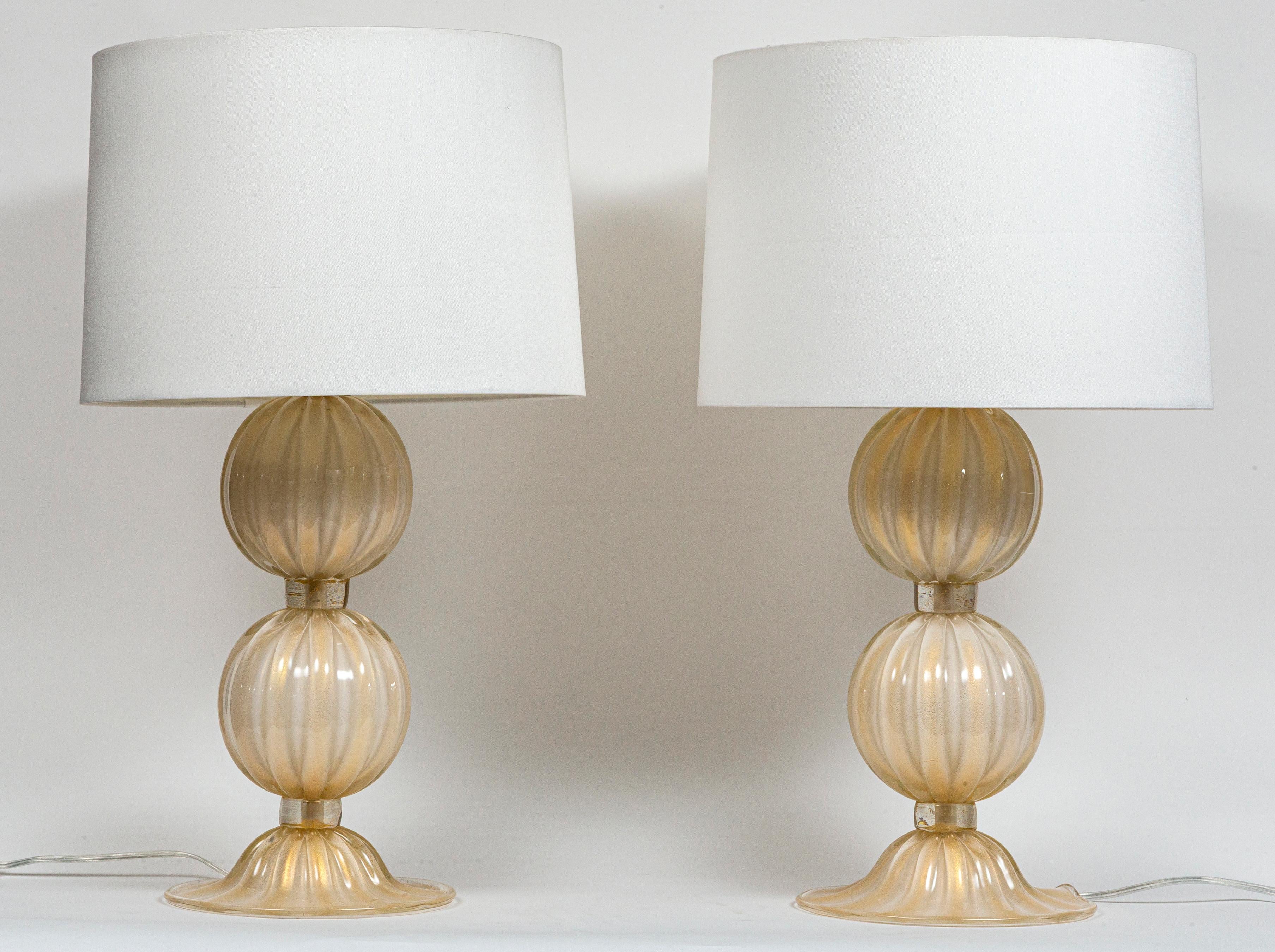 Pair of Murano Blown White Gold Reeded ‘Balonton’ Lamps For Sale 1