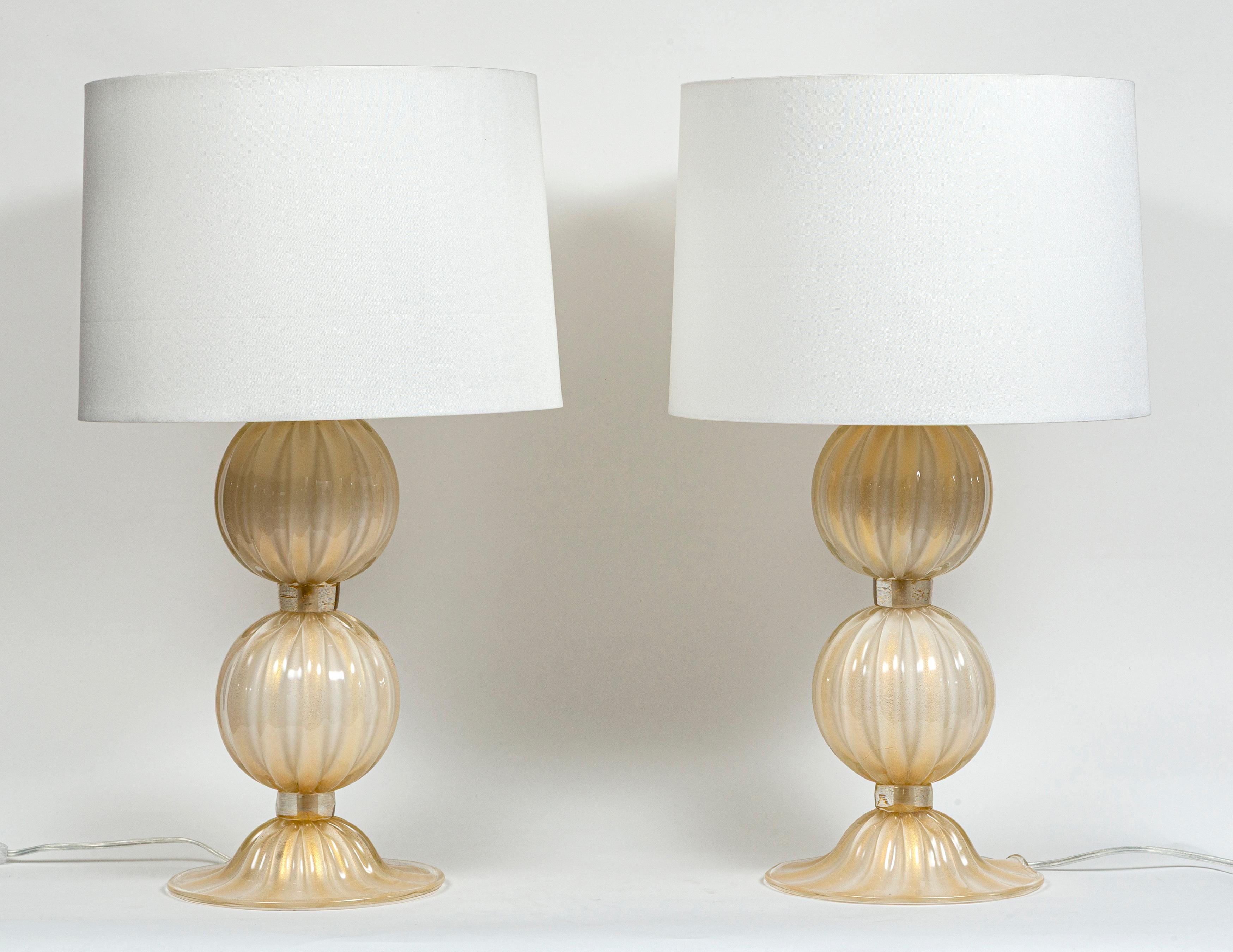 Pair of Murano Blown White Gold Reeded ‘Balonton’ Lamps For Sale 2