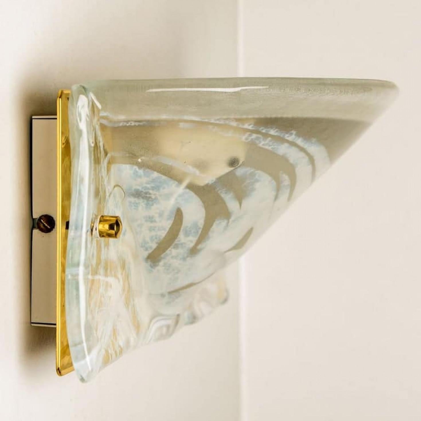 Fin du 20e siècle Paire d'appliques en laiton et verre de Murano, Hillebrand, 1975 en vente