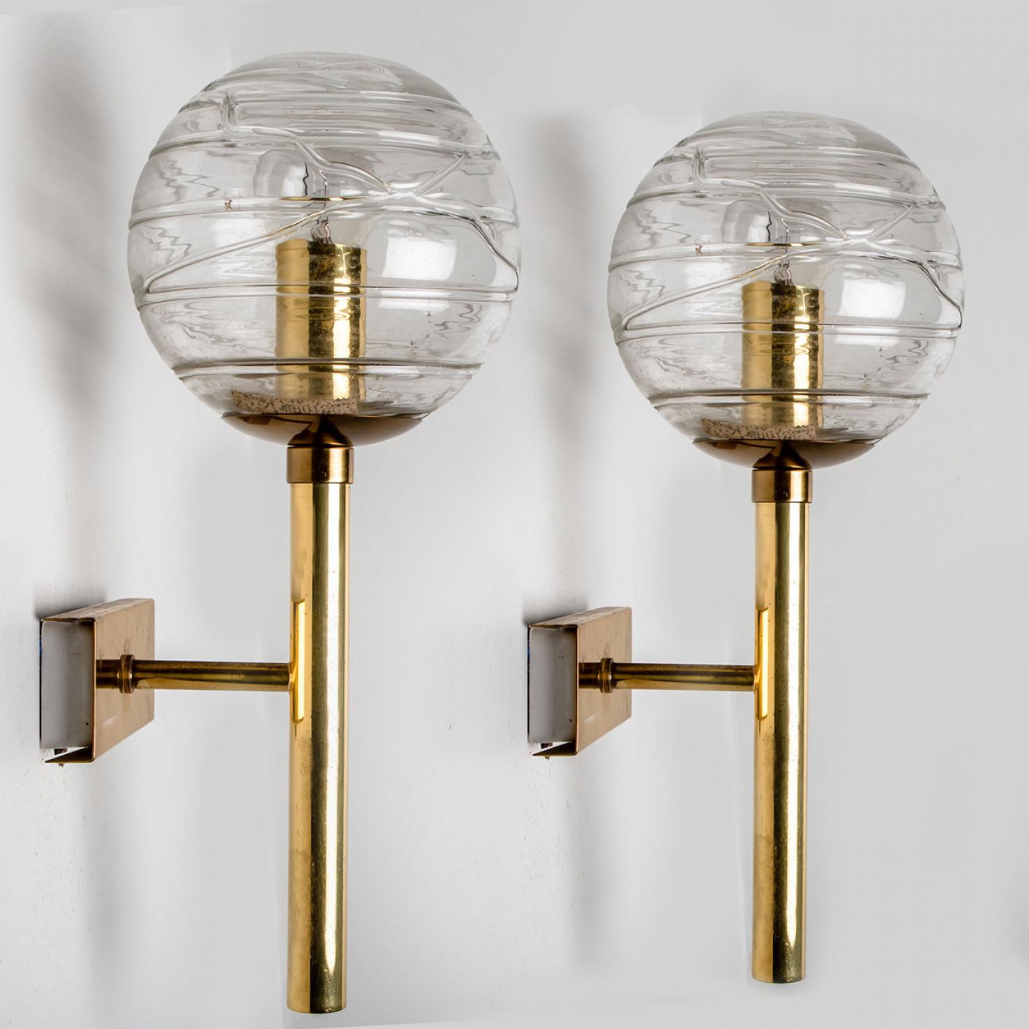 Mid-Century Modern Pair of Murano Clear Glass and Brass Wall Lights by Doria Leuchten, 1960s For Sale