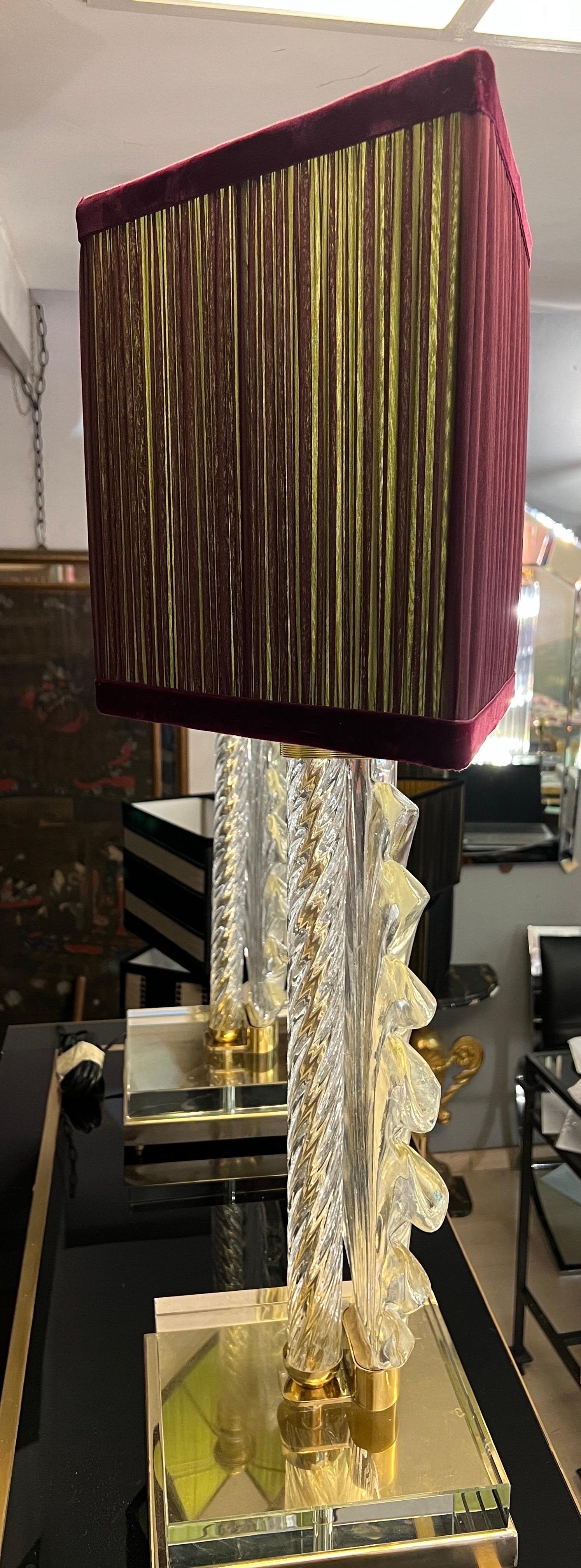 Pair of Murano Clear Glass Leaf Table Lamps with double color lampashades 1980s For Sale 3