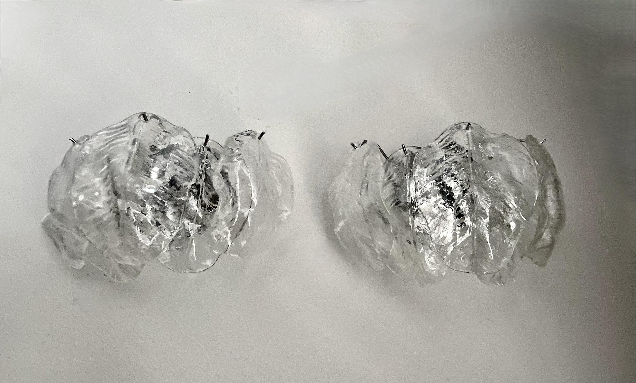 Pair of Murano Clear Glass Leaf Wall Sconces In Good Condition In Palm Springs, CA
