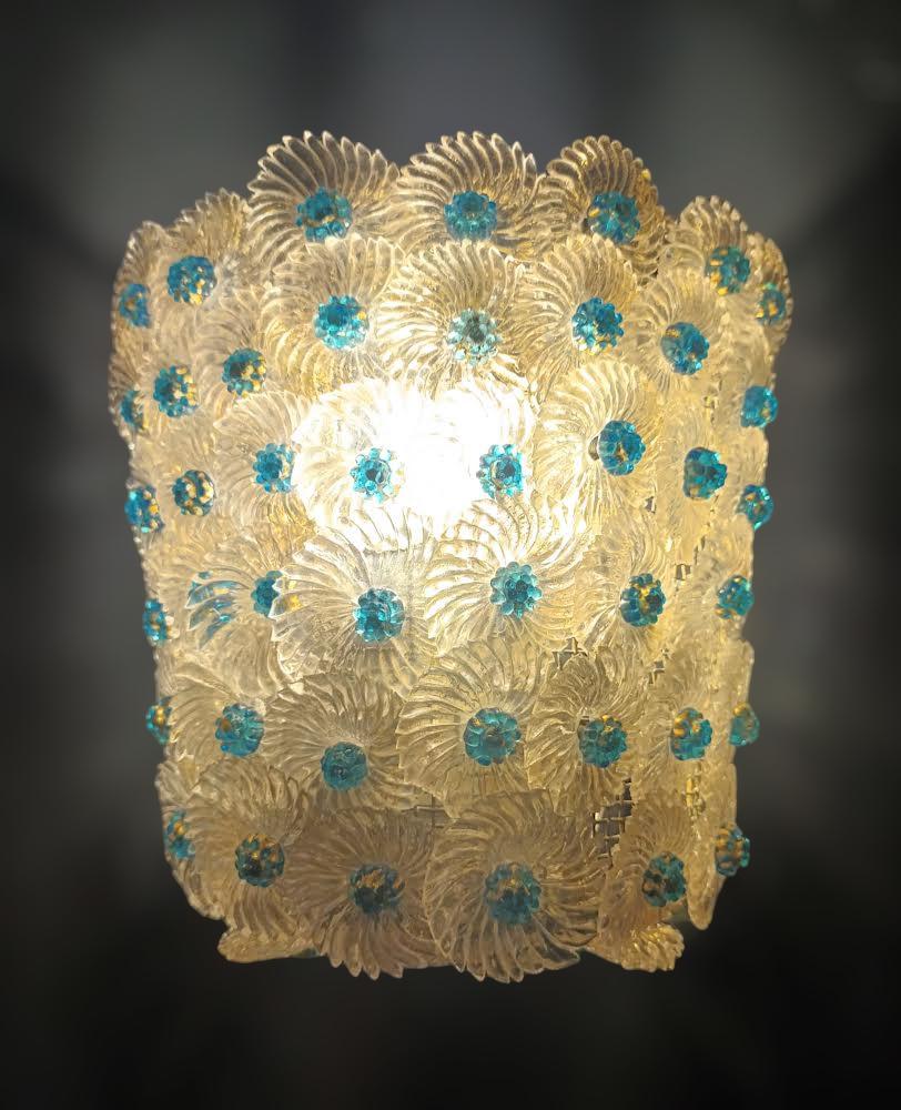 Pair of Murano Flowers Sconces In Good Condition For Sale In Los Angeles, CA