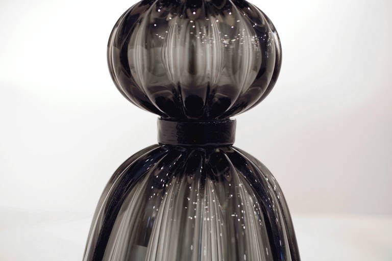 Pareja de lámparas de sobremesa de cristal gris 