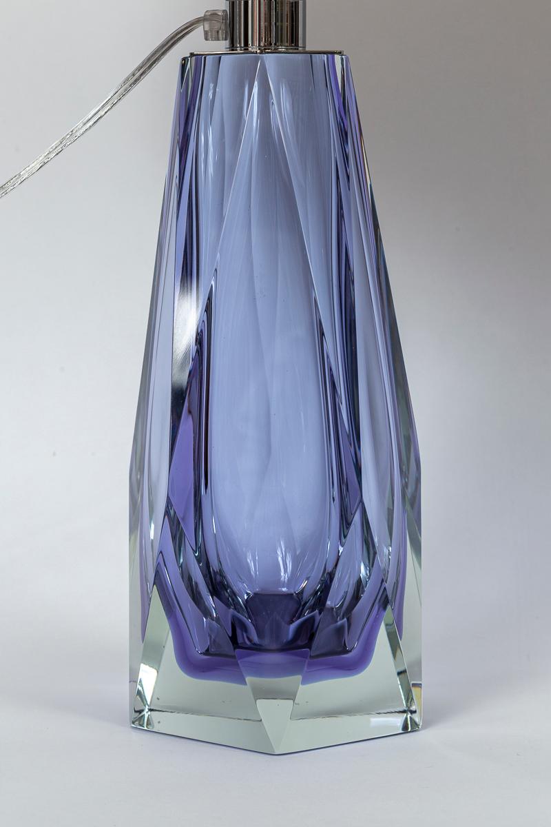 Pair of Murano Gem Faceted Lilac Table Lamps, Contemporary In Excellent Condition For Sale In Westport, CT