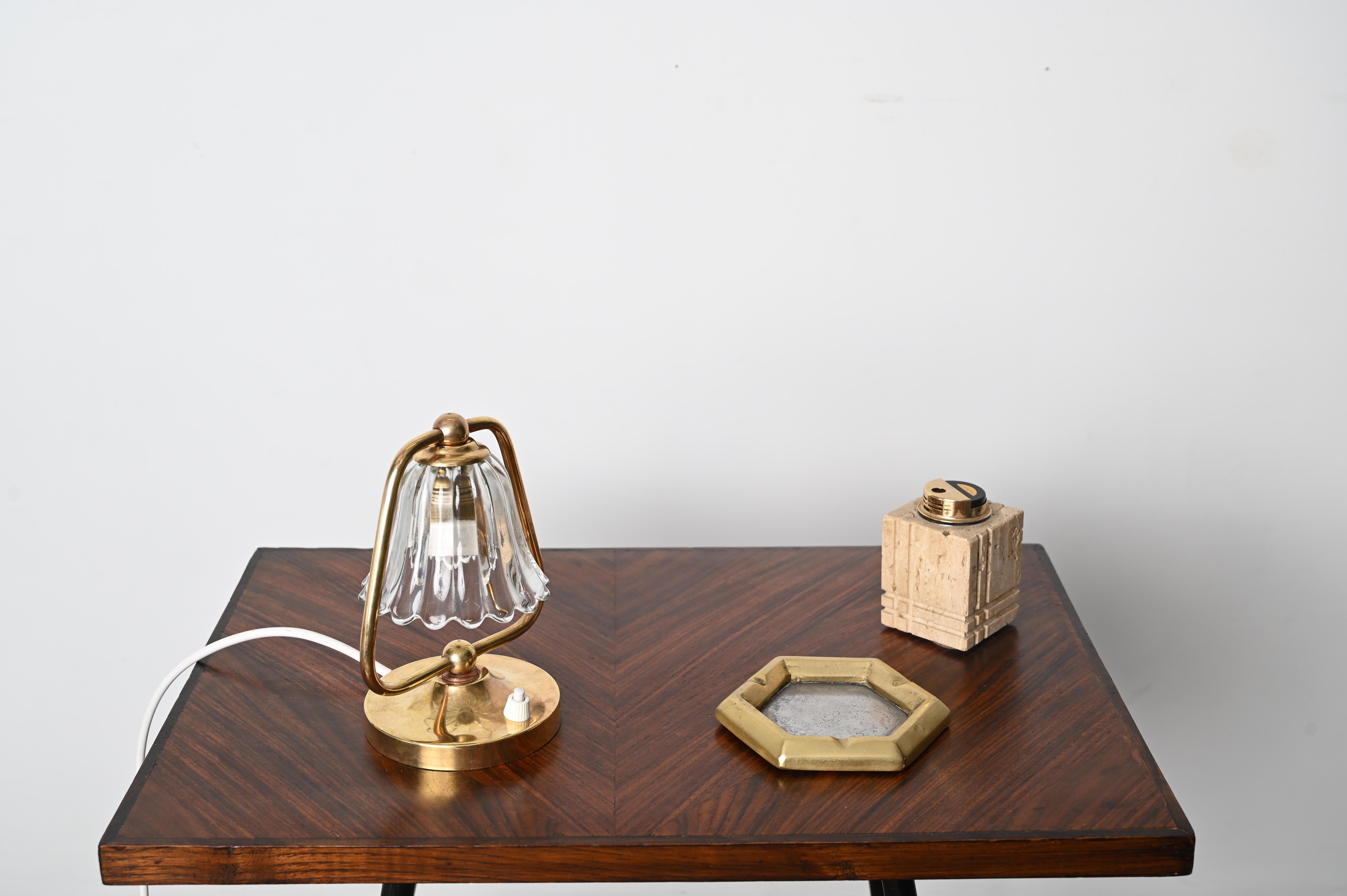 Paire de lampes de table cloche en verre de Murano et laiton par Barovier, Italie, années 1940 en vente 6