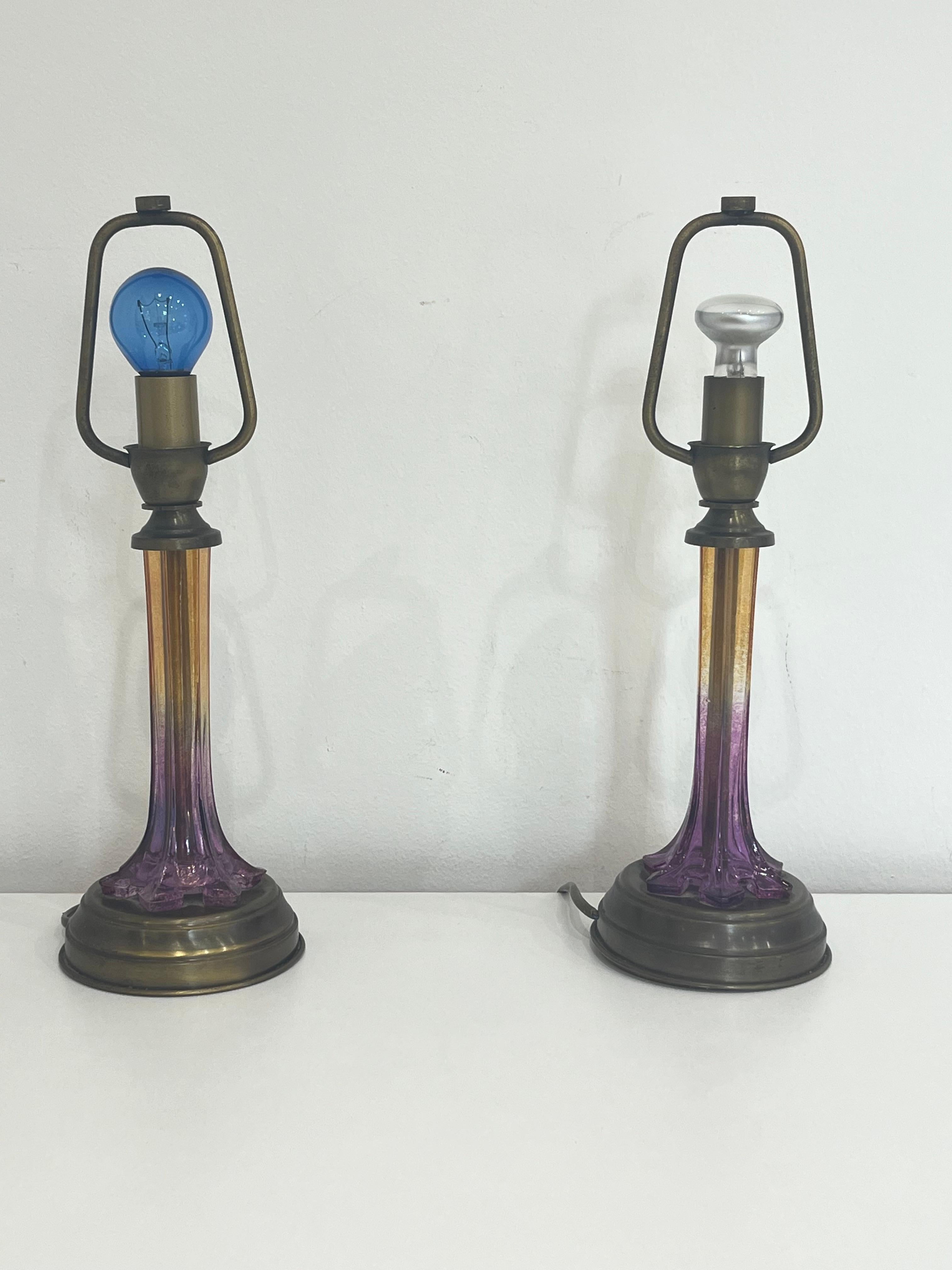 Pair of Murano glass and bronze table lamps, Italy, 1970s
They belonged to my maternal grandparents, they are intact and in good condition. Lamps e14.
