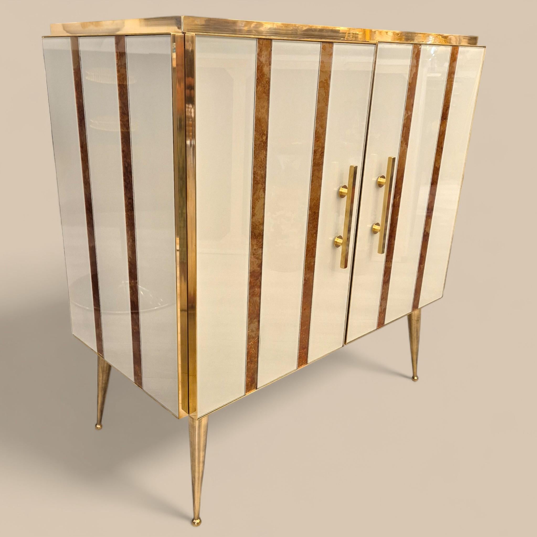 20th Century Pair of Murano Glass and Gilded Brass cabinets, Italy, Circa 1960/70 For Sale