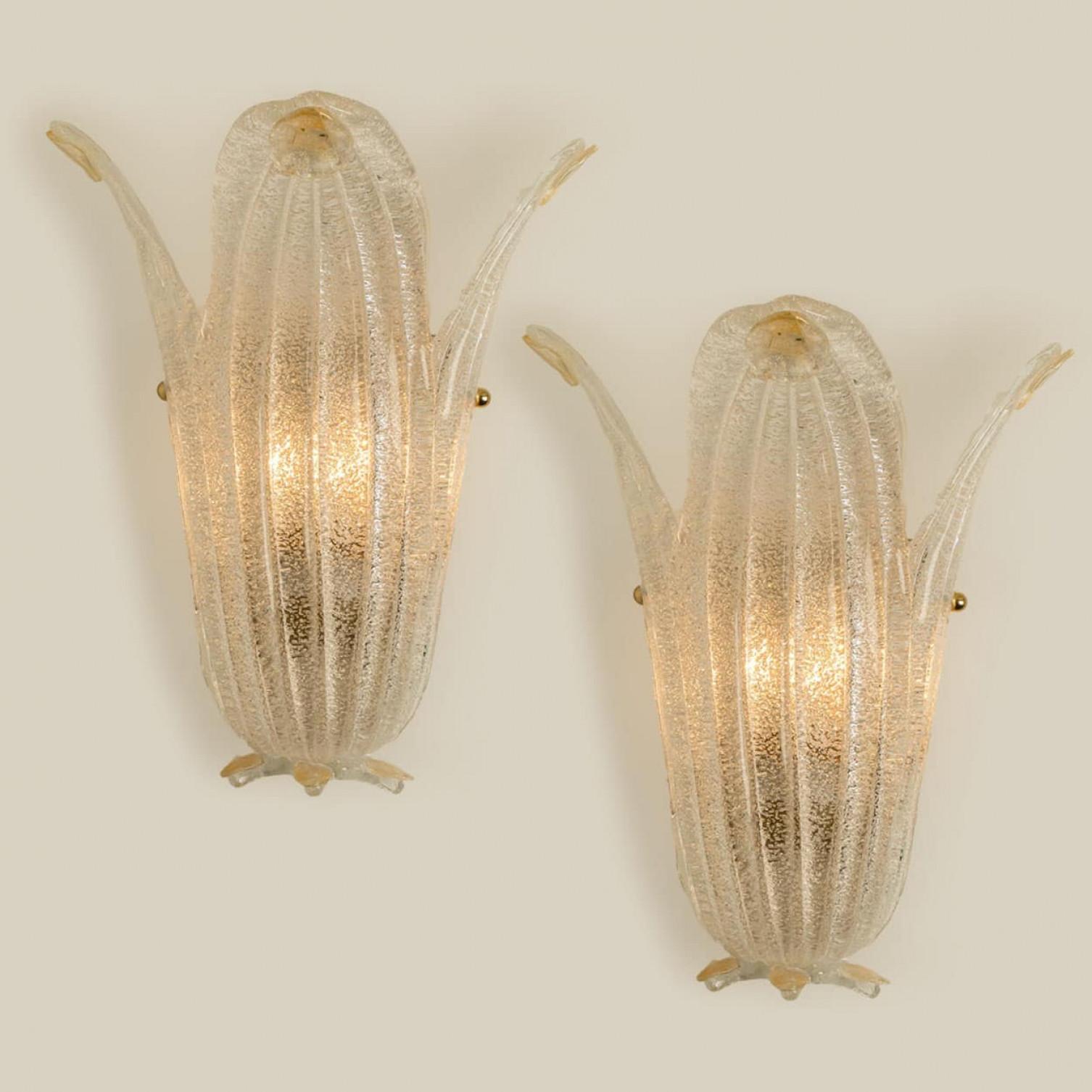 Mid-Century Modern Pair of Murano Glass and Wall Sconces in Style of Barovier & Toso, Italy 1970 For Sale