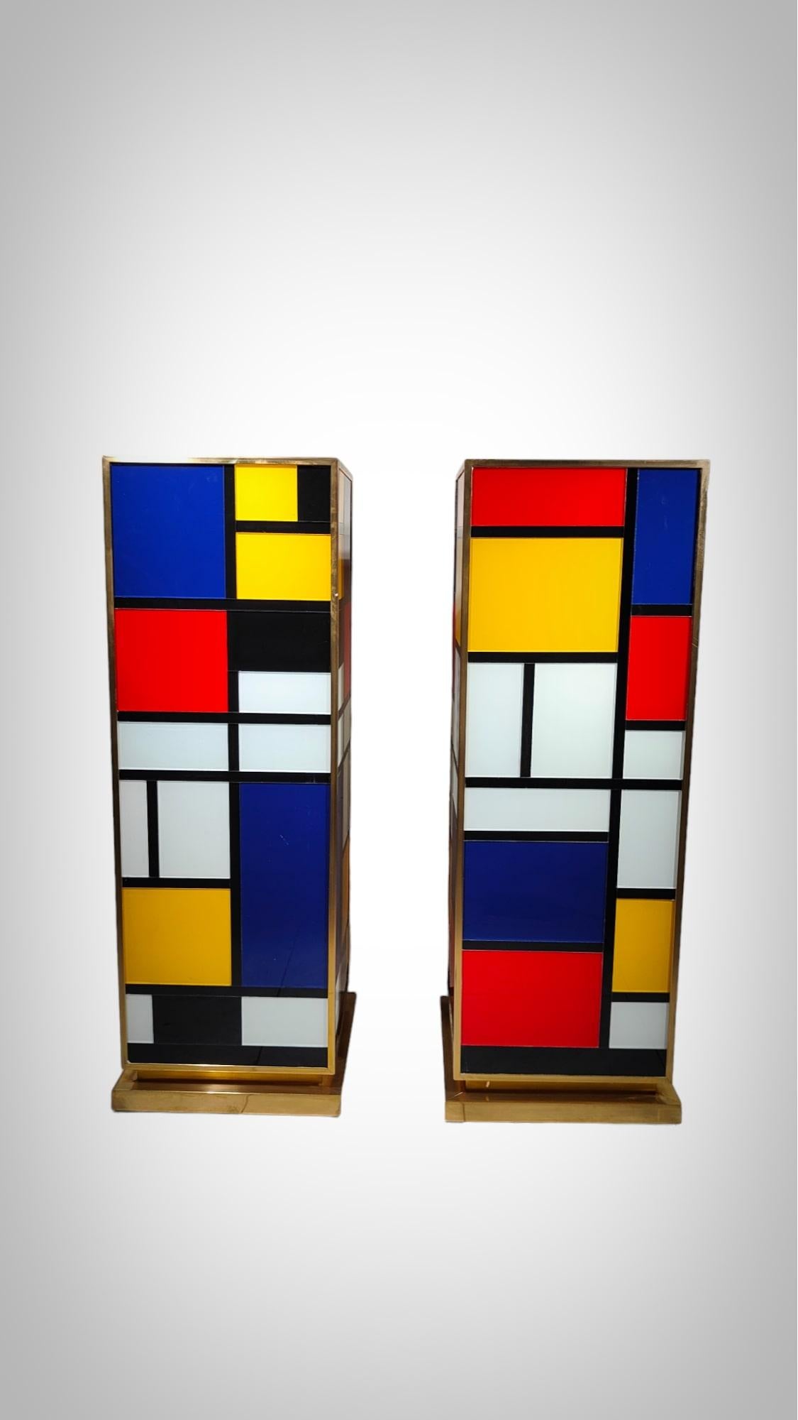 Pair Of Piet Mondrian Glass Bases Pedestals Columns In Good Condition For Sale In Madrid, ES