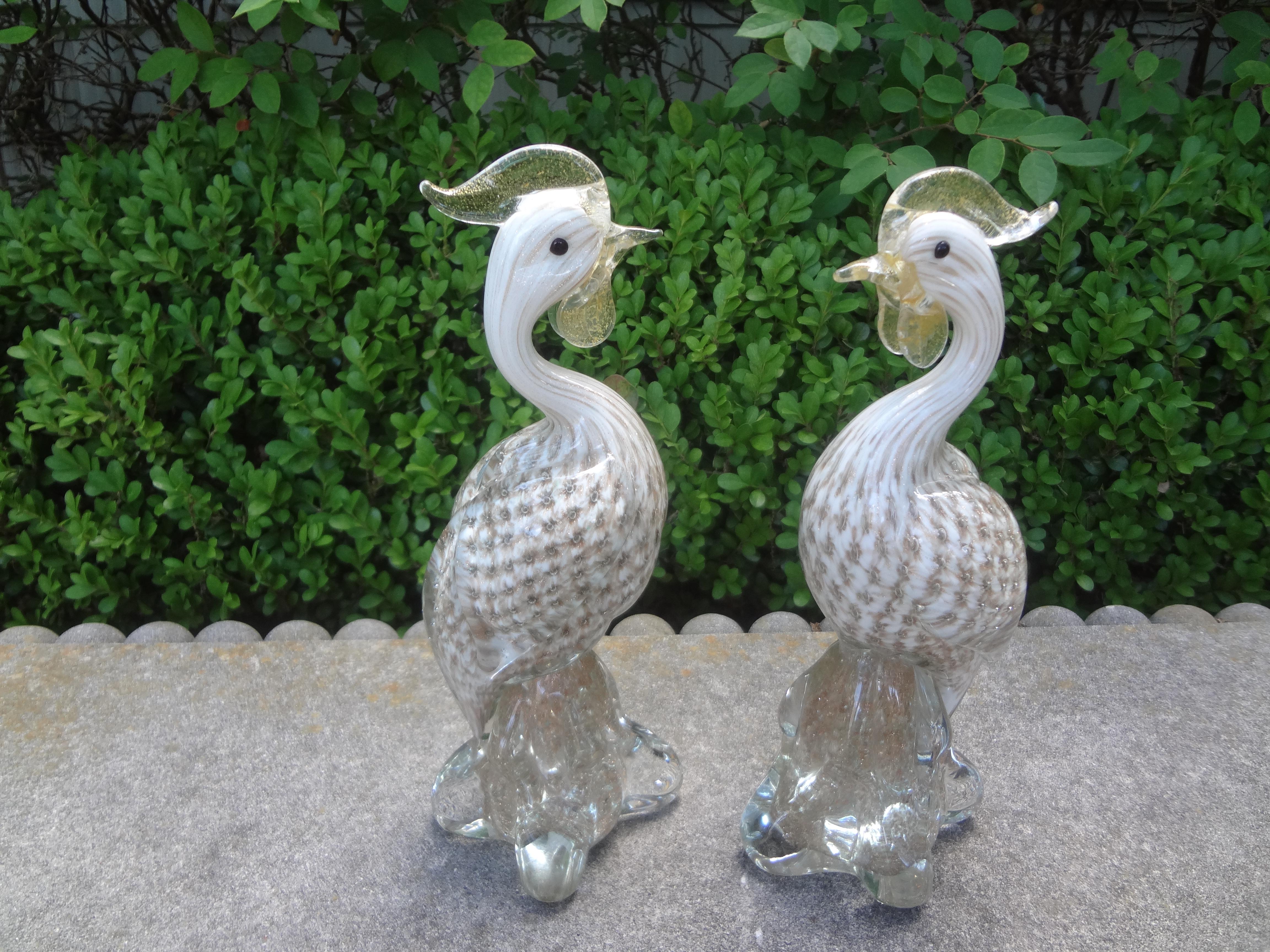 Hollywood Regency Pair of Murano Glass Birds Attributed to Archimede Seguso For Sale