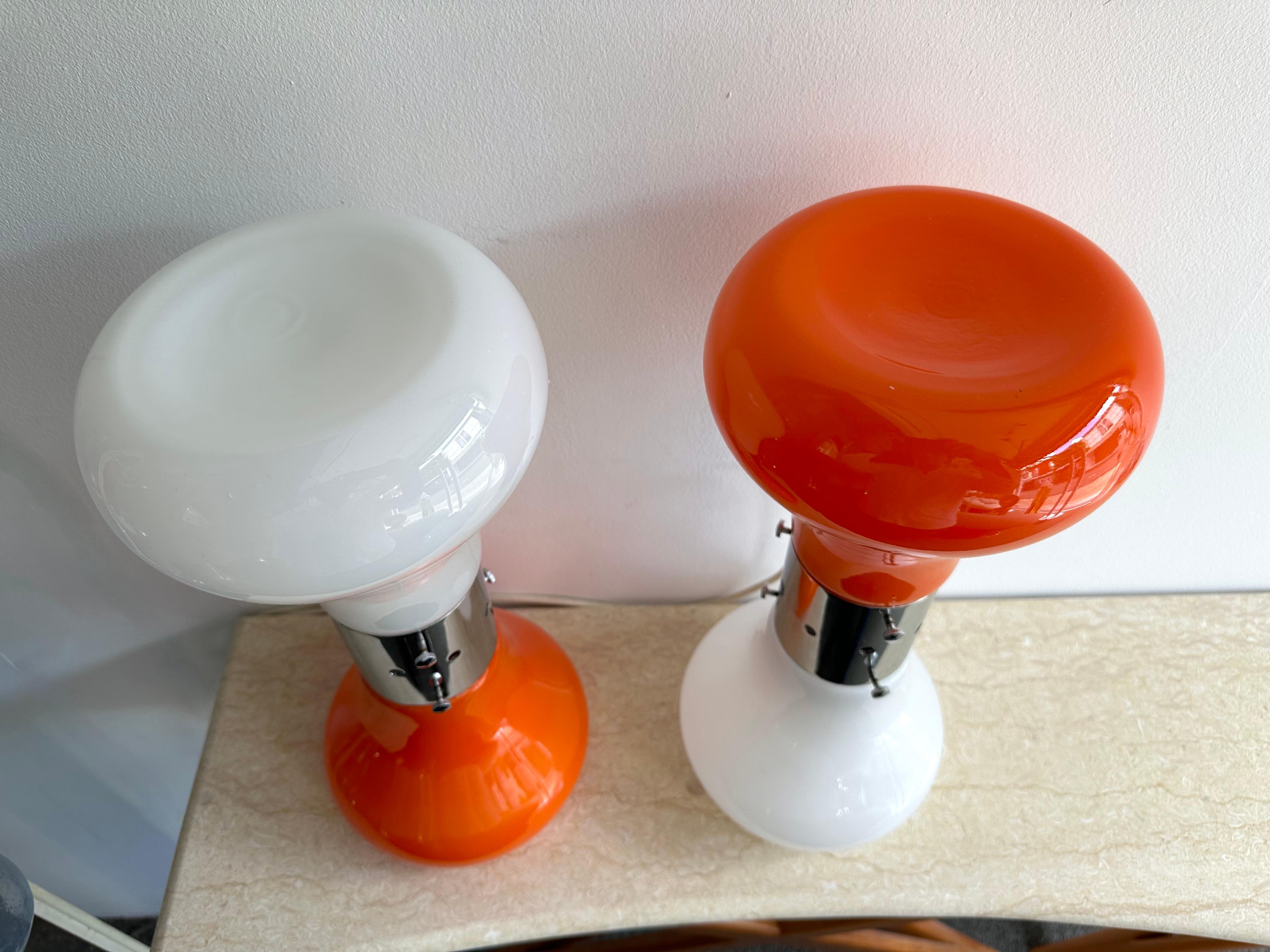 Italiano Coppia di lampade Birillo in vetro di Murano di Carlo Nason per Mazzega, Italia, anni '70 in vendita
