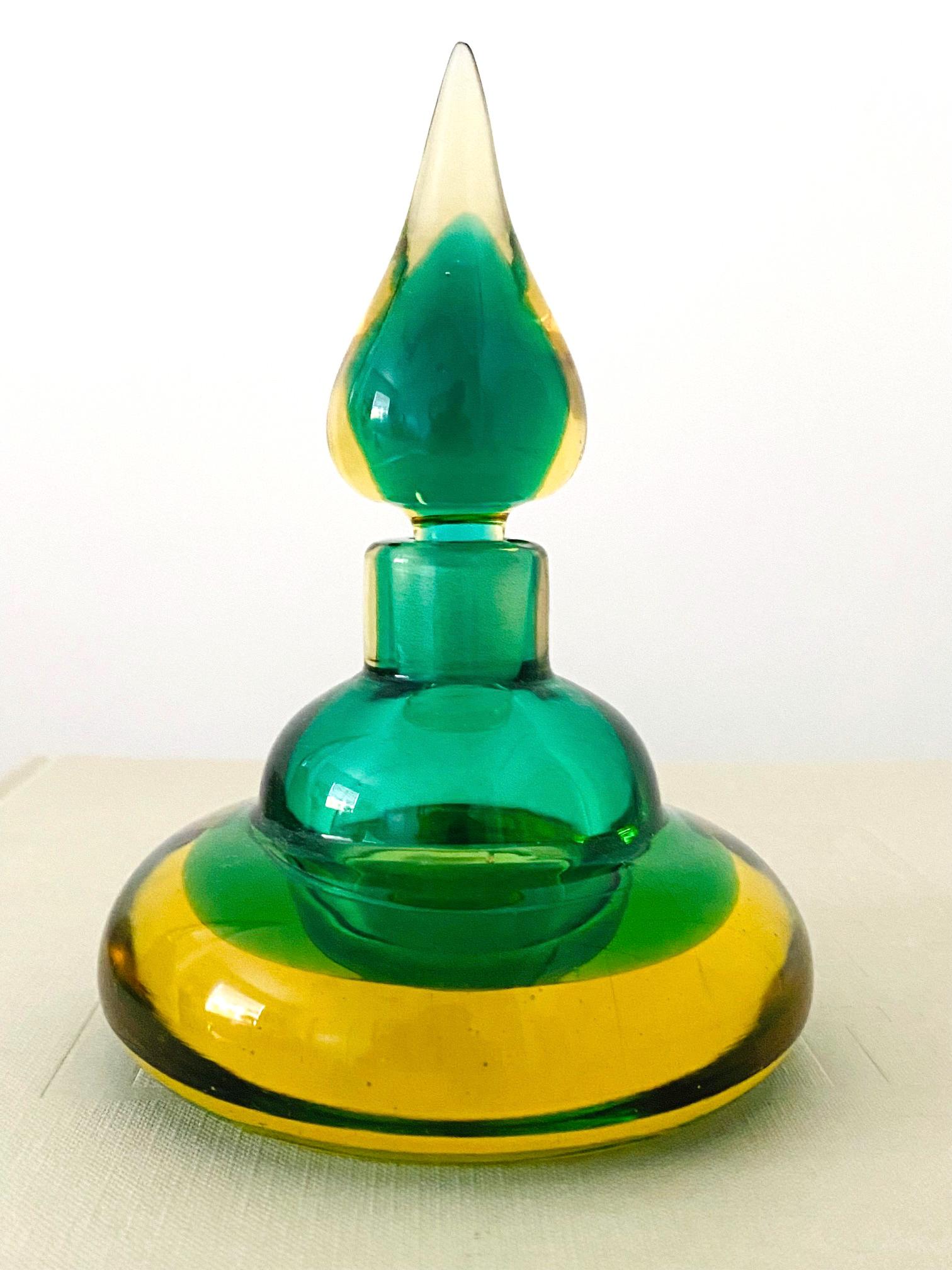 Pair of Murano Glass Bottles in Green and Yellow by Flavio Poli, Italy, c. 1960 4