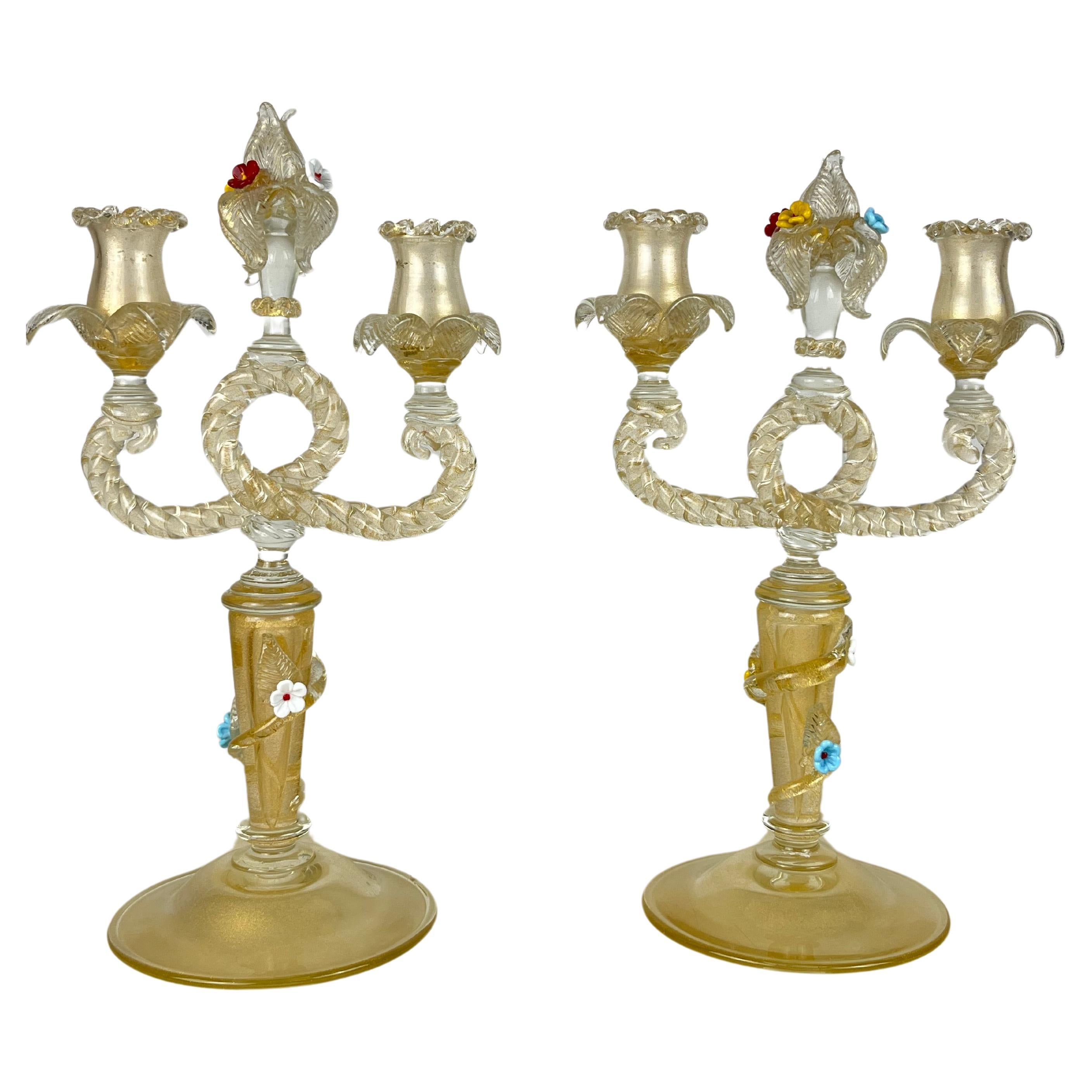 Set of 2 Murano glass candlesticks attributed to Barovier & Toso, Italy, 1960s
Purchased by my maternal great-grandparents in Venice in one of the most renowned shops in Piazza San Marco.
Intact and in excellent condition, they are very beautiful