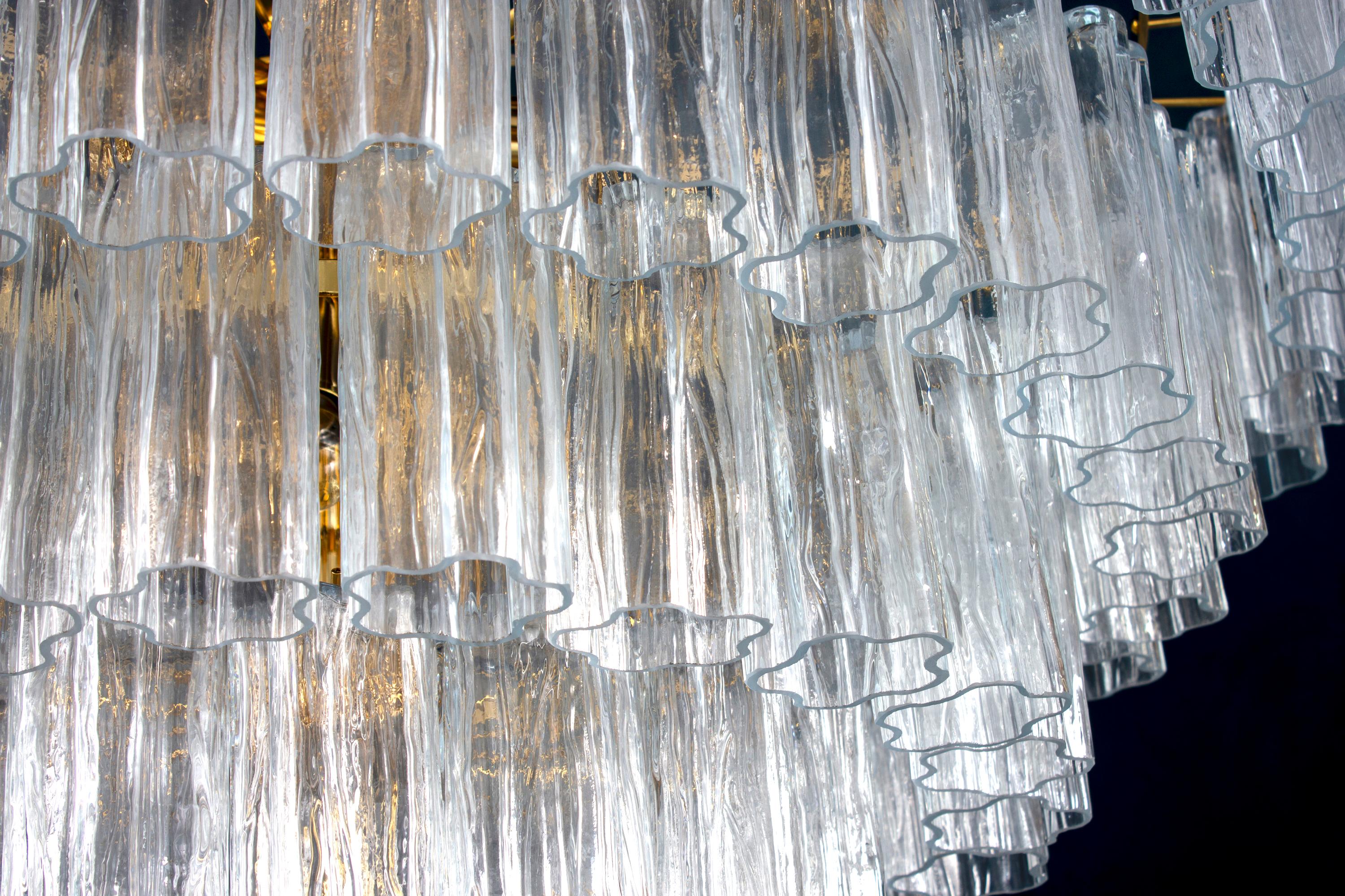 italien Paire de lustres Tronchi en verre clair de Murano en vente
