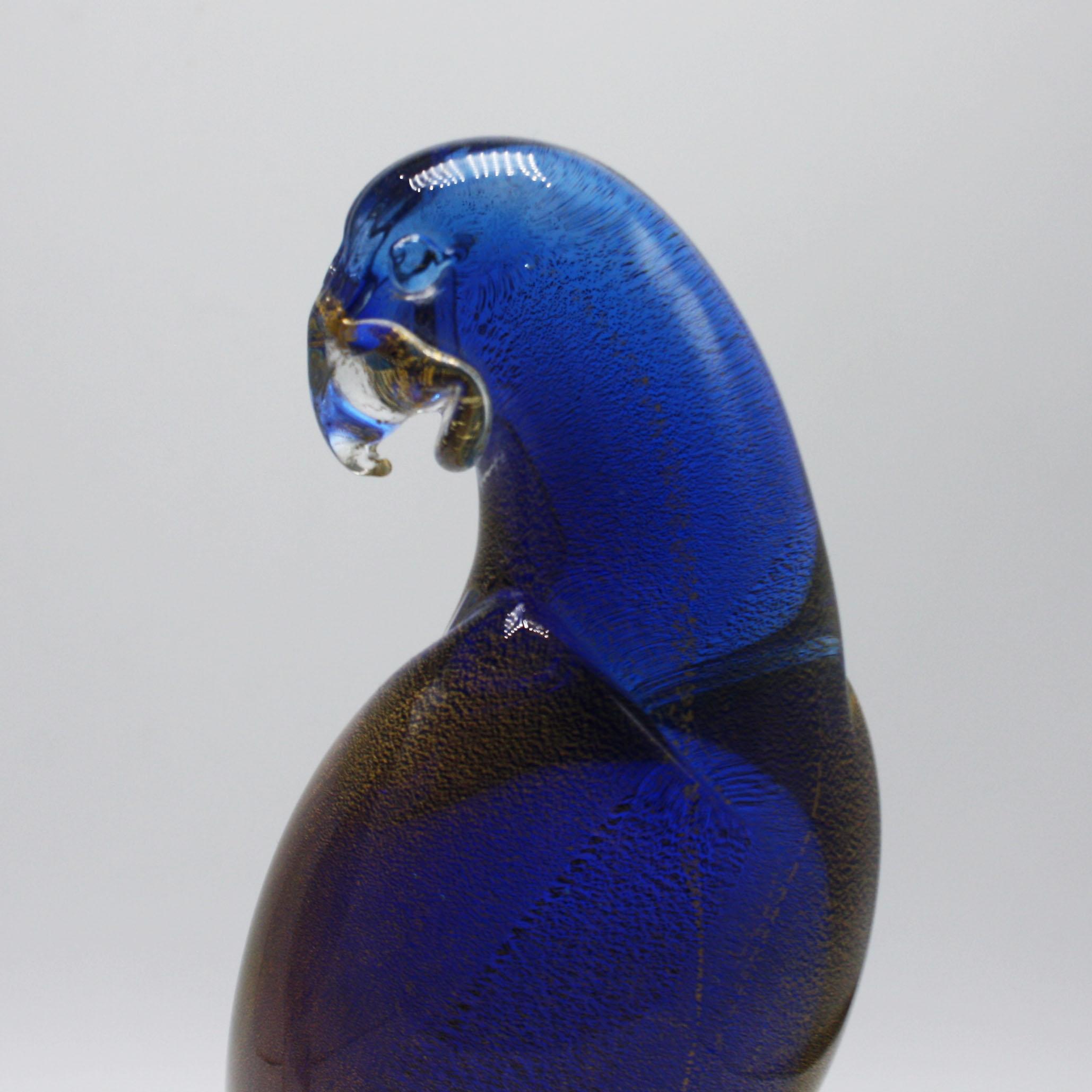 Art Glass Pair of Murano Glass Cockatoos, circa 20th Century