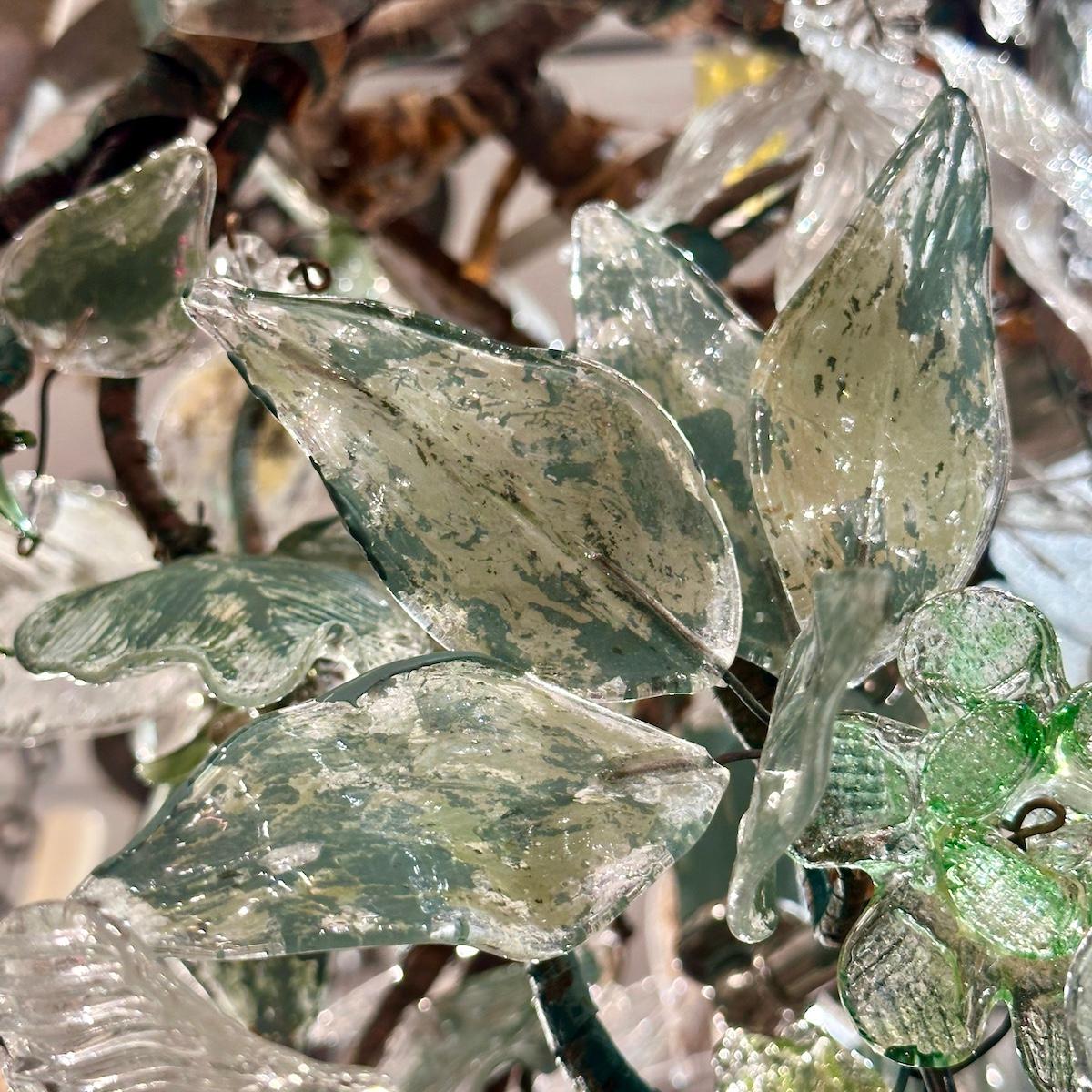 Inizio XX secolo Coppia di lampade a fogliame in vetro di Murano, vendute singolarmente in vendita