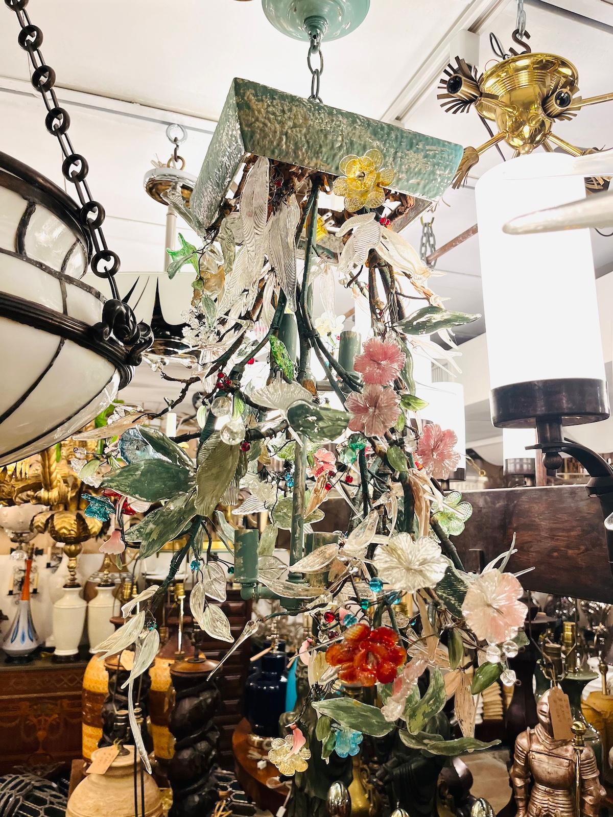 Coppia di lampade a fogliame in vetro di Murano, vendute singolarmente in vendita 2