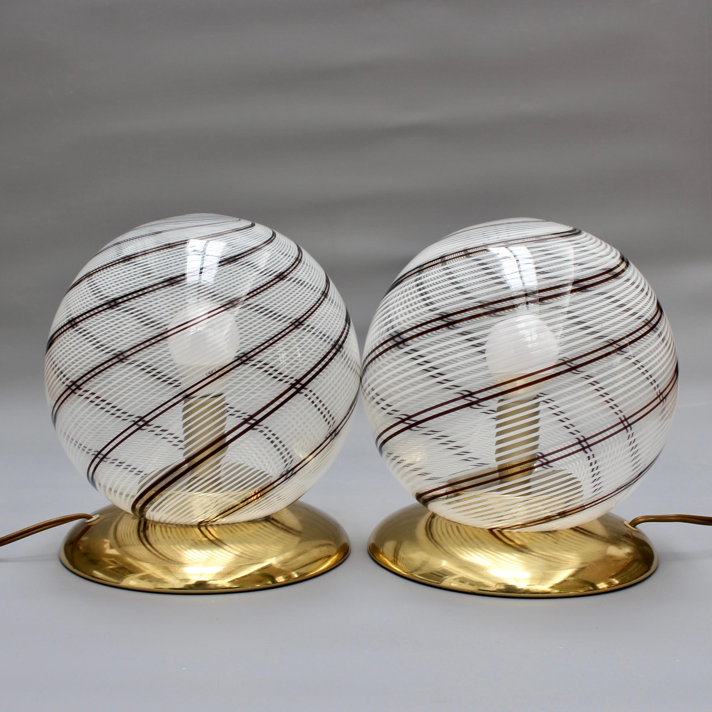 Pair of Murano Glass Globe Table Lamps 'circa 1970s' For Sale 1