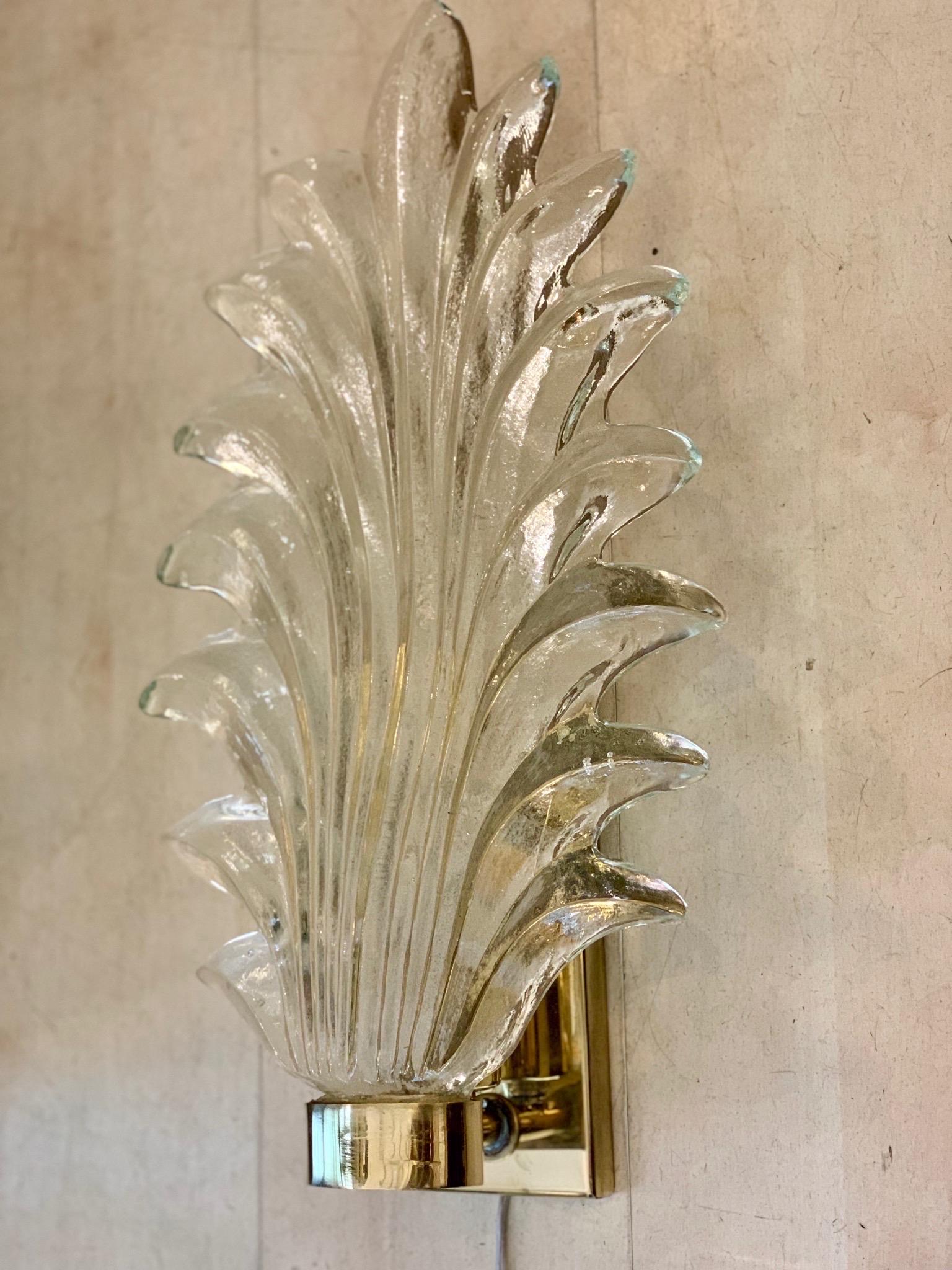 Pair of Late Art Deco Clear Murano Glass Leaf Sconces, 1940s For Sale 6