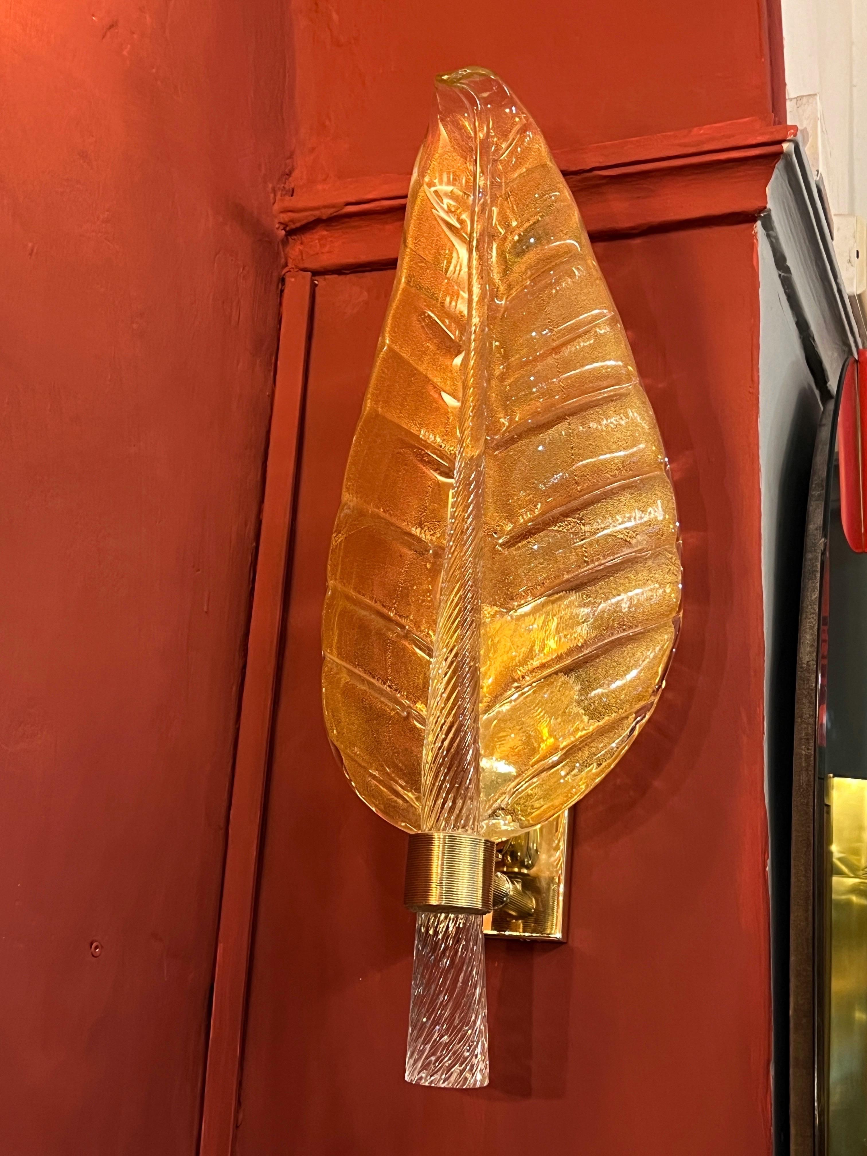 Coppia di lampade in vetro di Murano a foglia d'oro, anni '40 in vendita 8