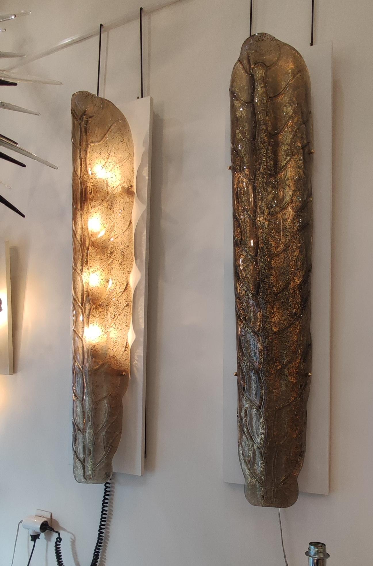 Wandleuchter aus Muranoglas mit goldenen Blättern, Paar im Angebot 3