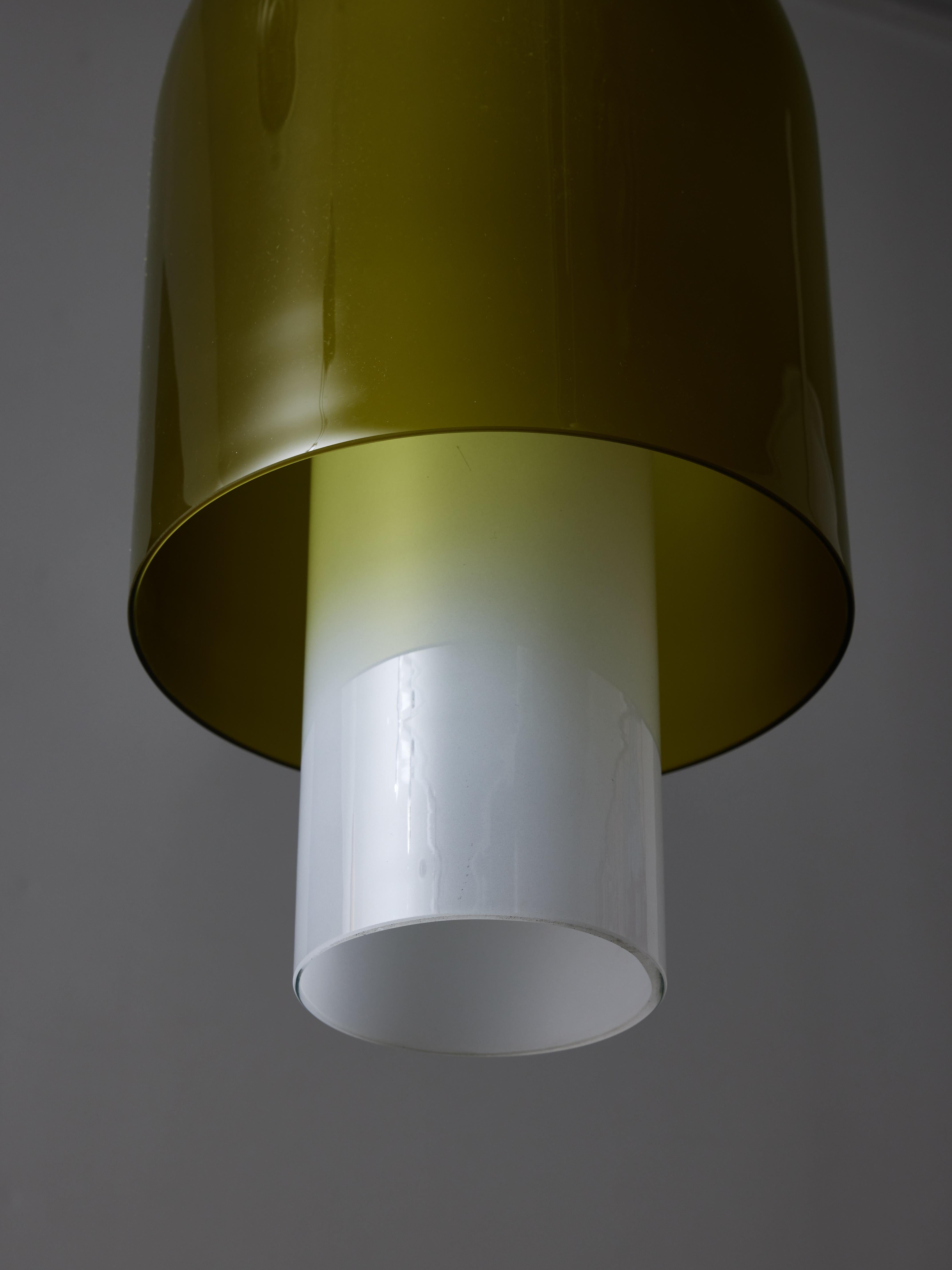 XXIe siècle et contemporain Paire de suspensions en verre de Murano vert et blanc en vente