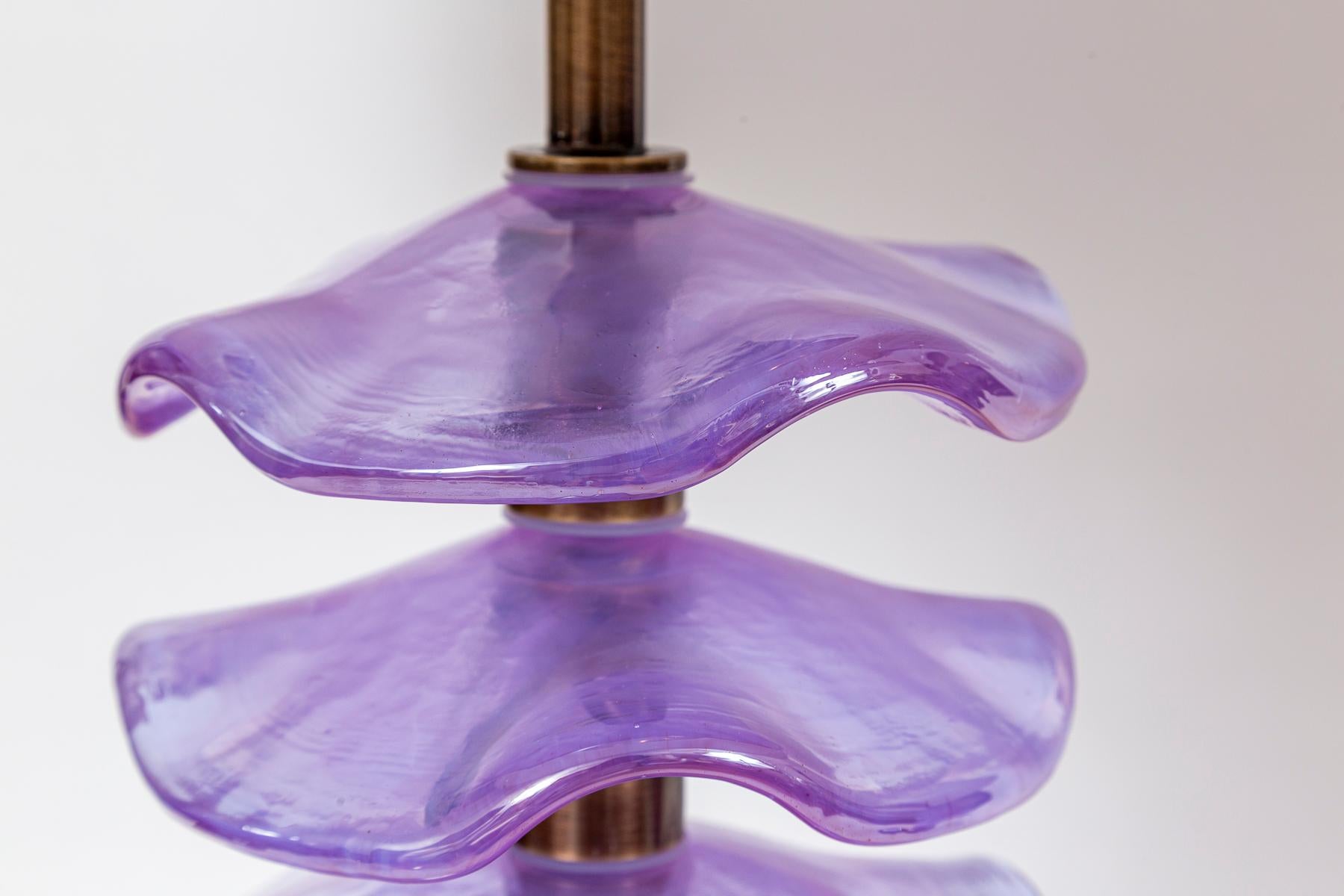 Pair Of Murano Glass Iridescent Lavender Petal Lamps, Contemporary In Excellent Condition For Sale In Westport, CT