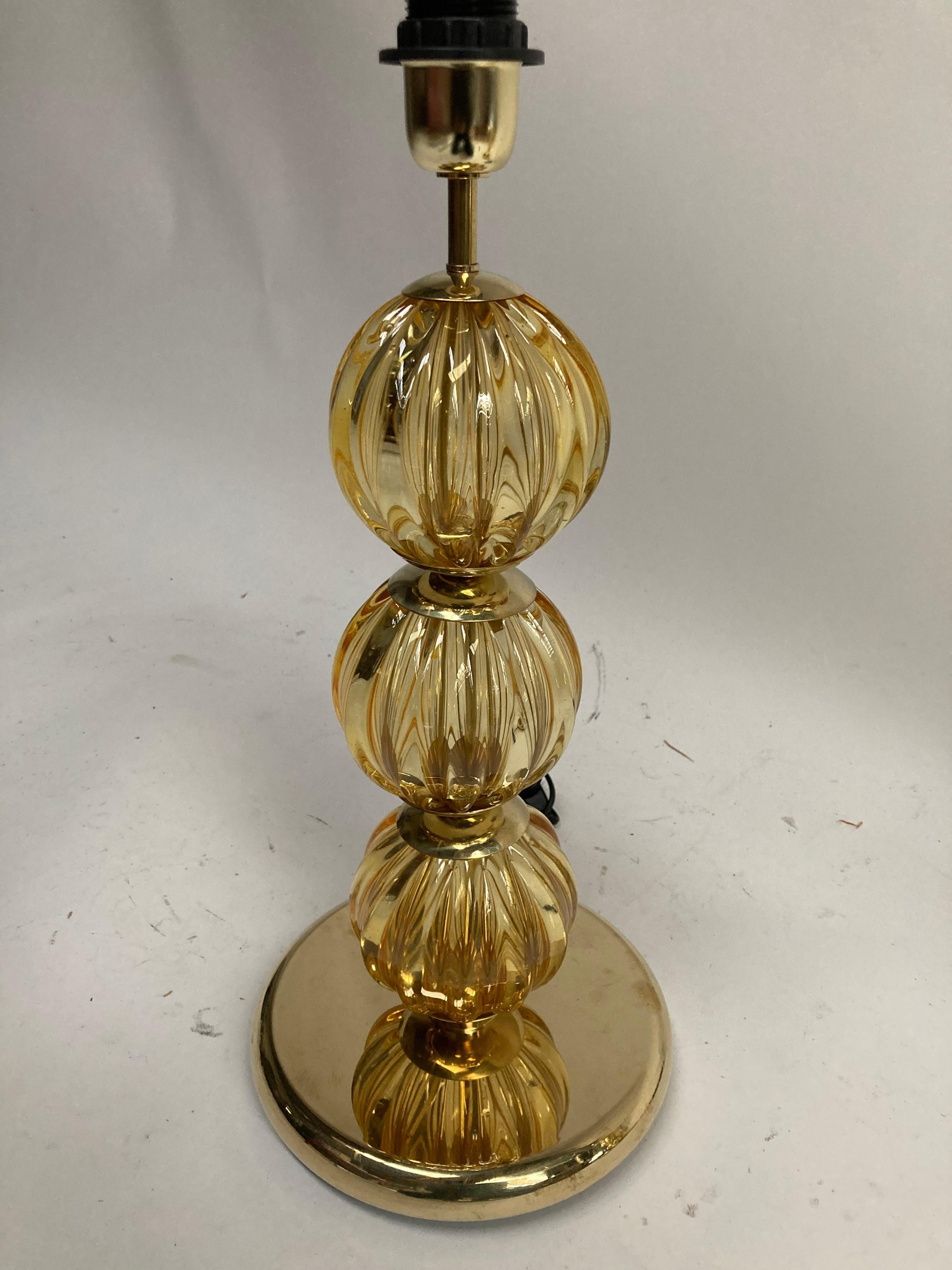 Pair of Murano Glass Lamps in the Style of Archimede Seguso In Good Condition For Sale In Bois-Colombes, FR
