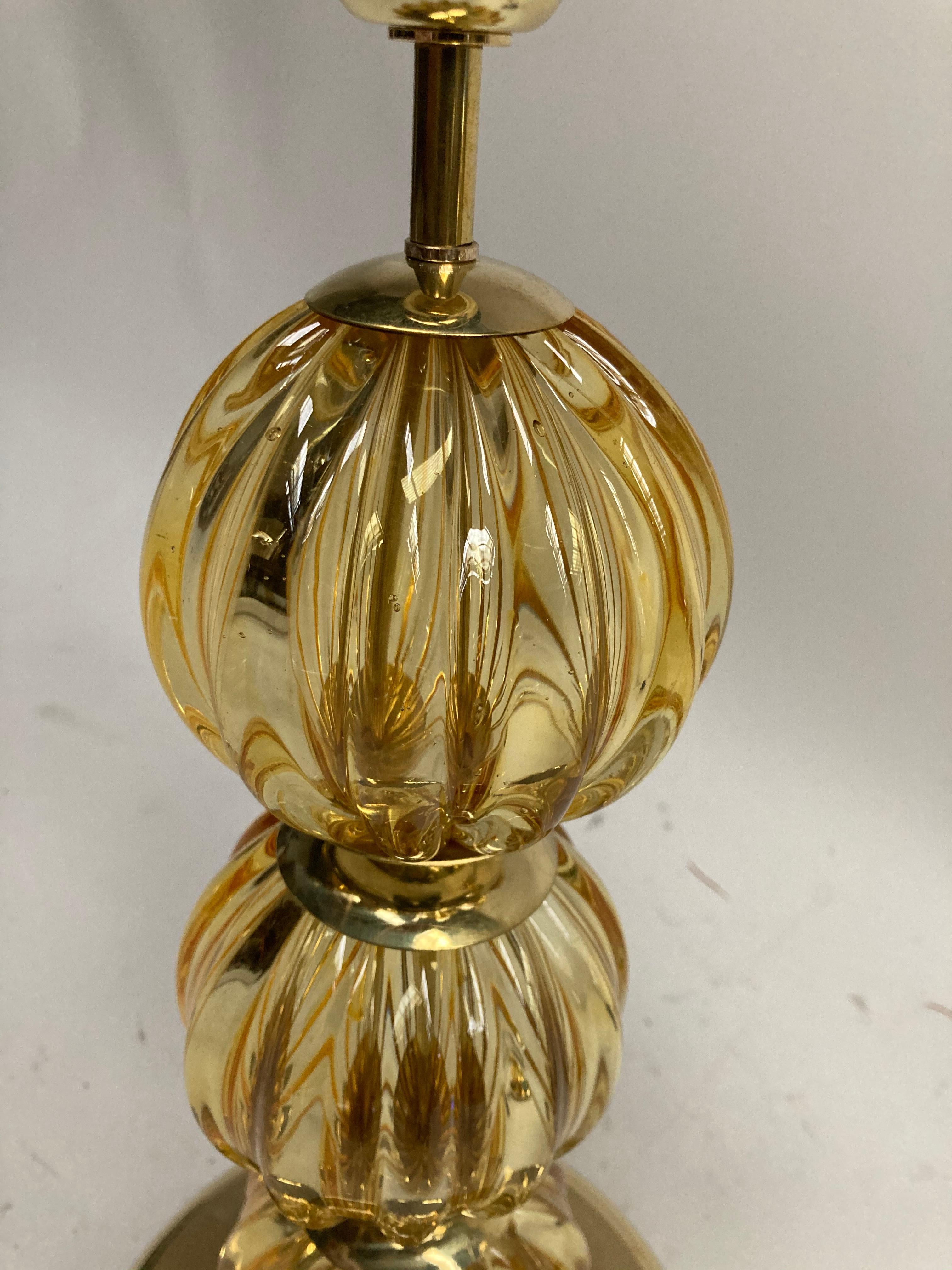 Late 20th Century Pair of Murano Glass Lamps in the Style of Archimede Seguso For Sale