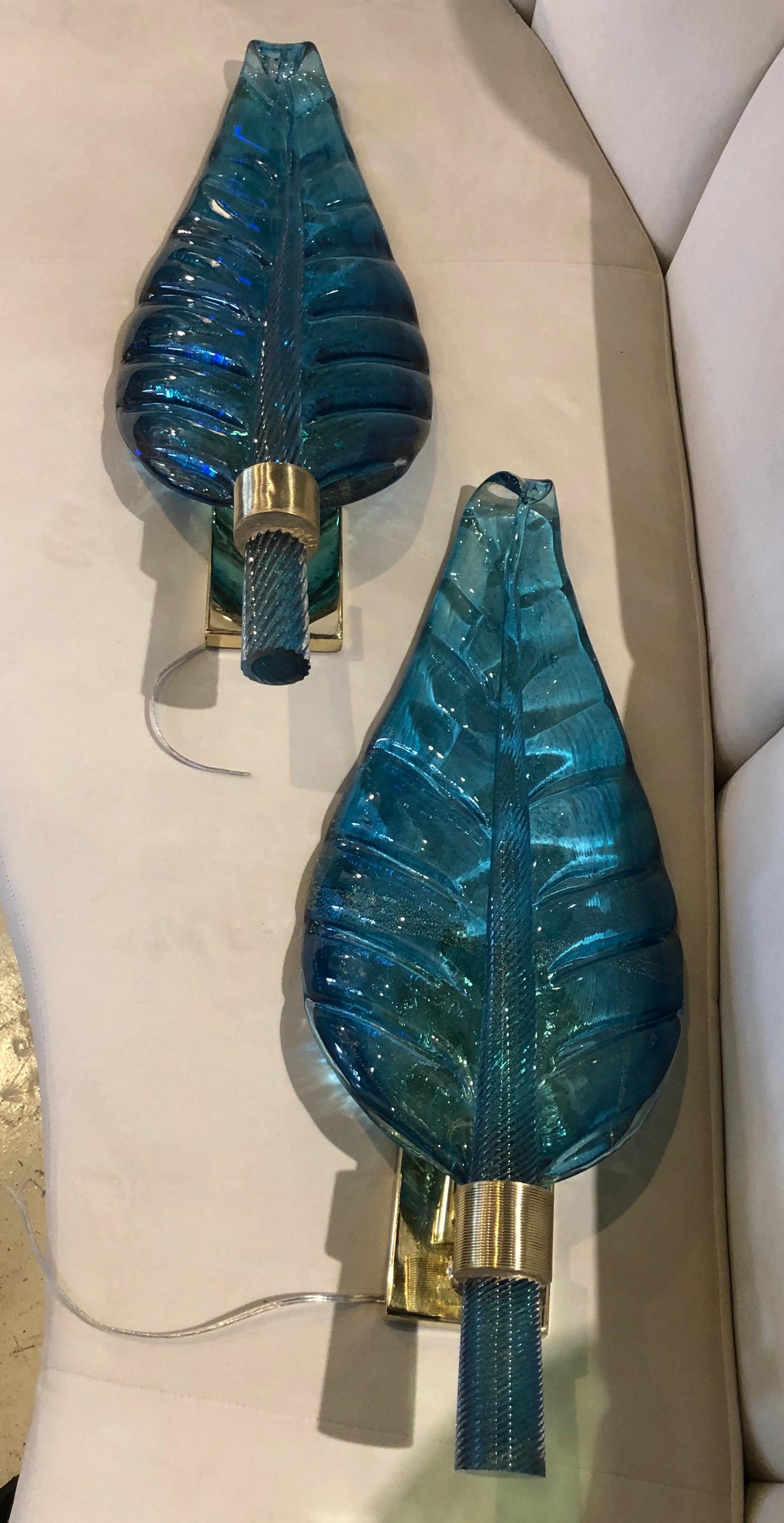 Pair of Murano Glass Leaf-Form Wall Lights by Barovier & Toso, circa 1960 1