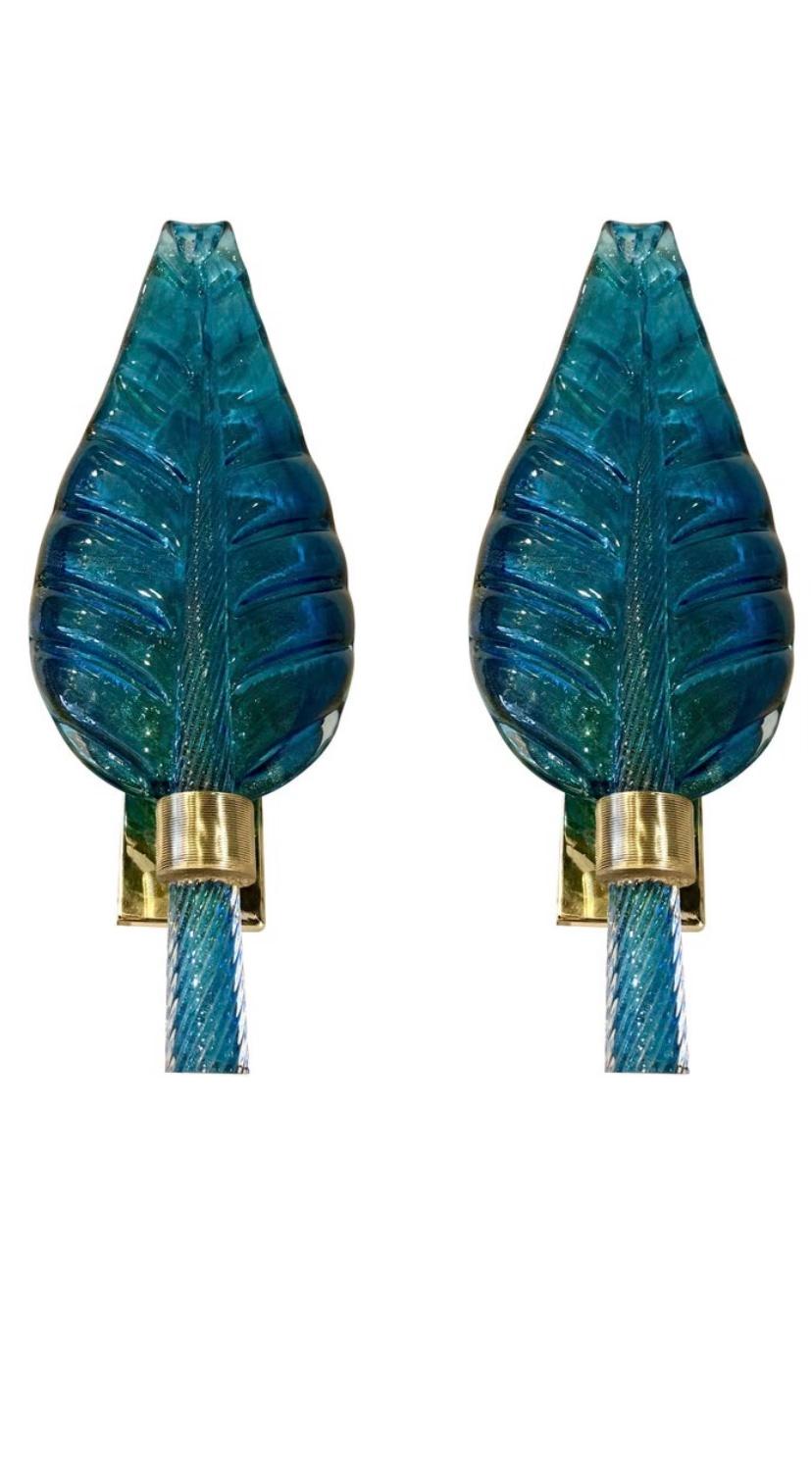 Pair of Murano Glass Leaf-Form Wall Lights by Barovier & Toso, circa 1960 For Sale 1